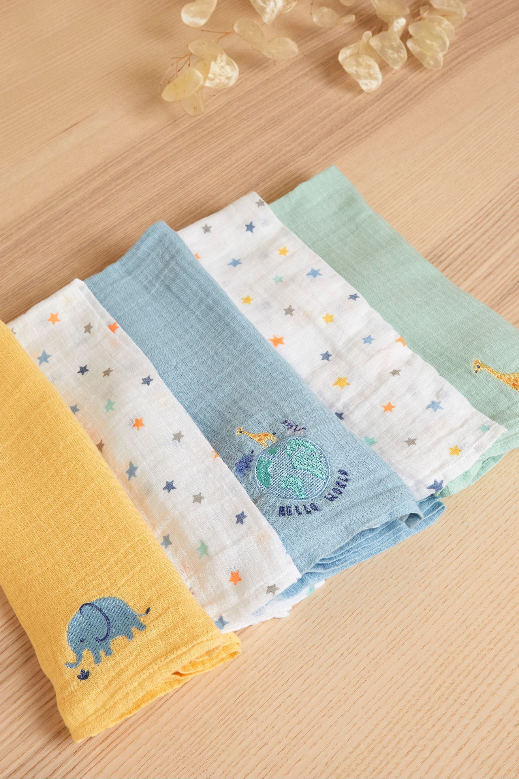 Buy JoJo Maman Bebe Hello World 5 Pack Embroidered Muslin Squares from Next Luxembourg