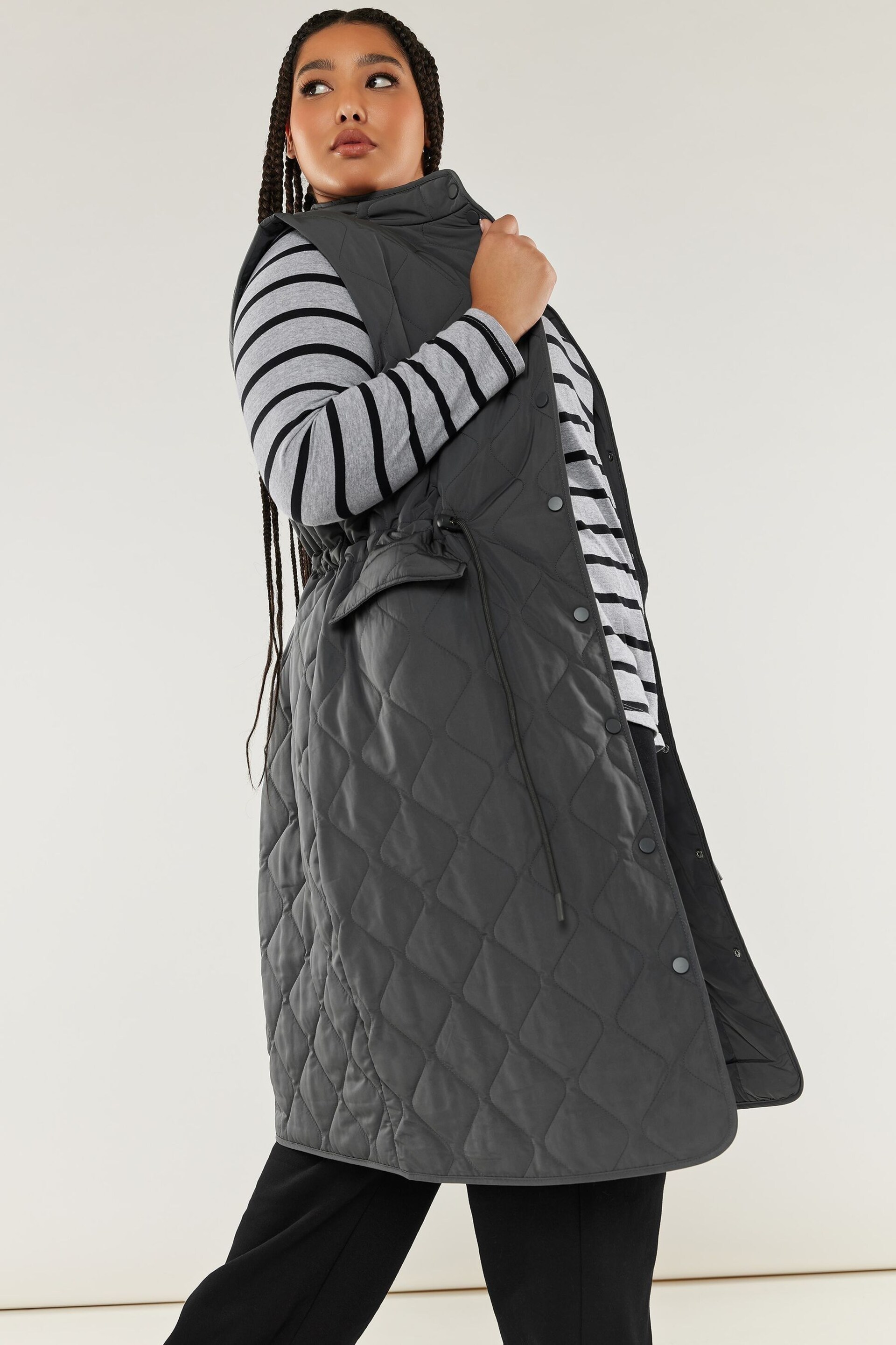 Yours Curve Grey Midi Lightweight Gilet - Image 1 of 2