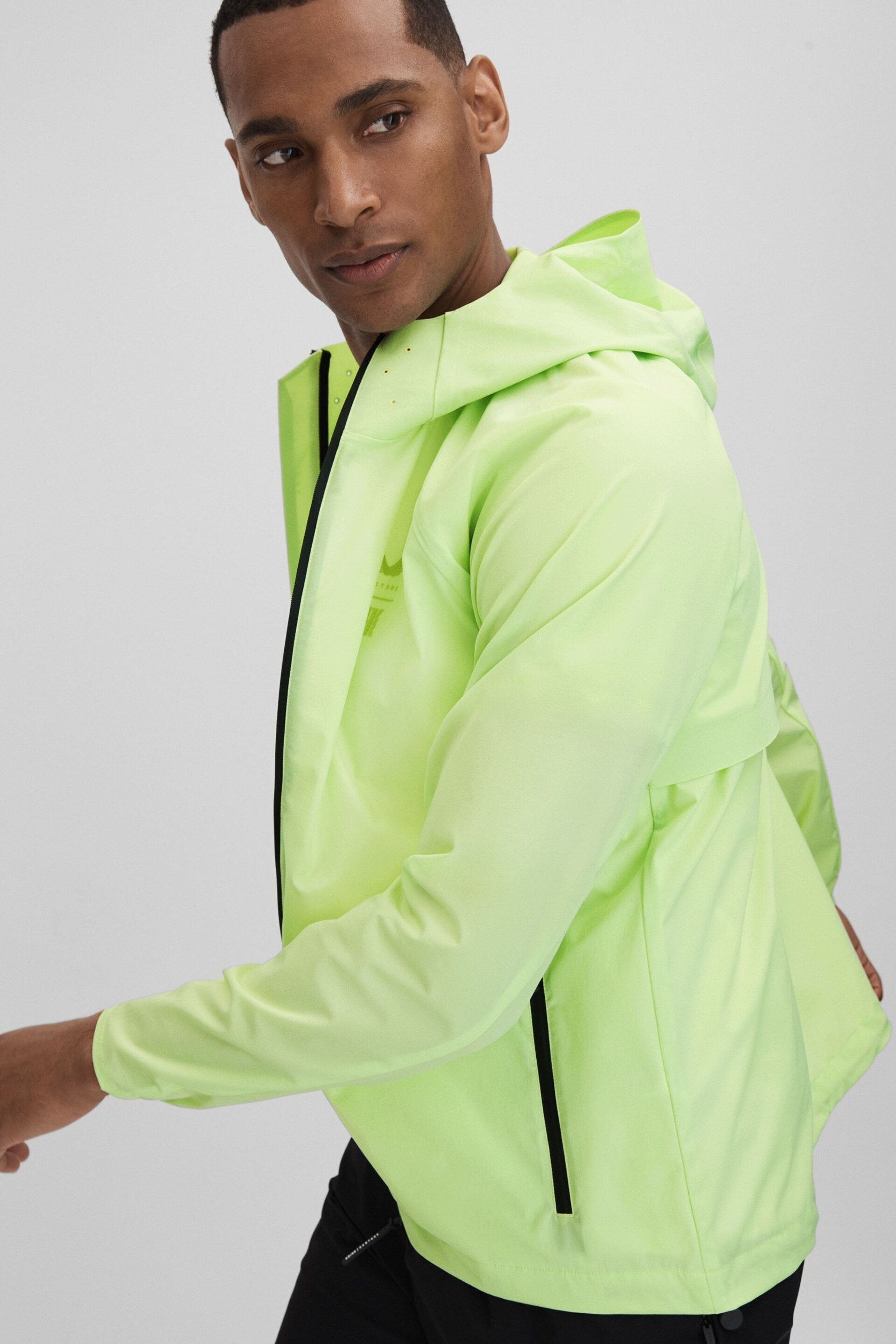 Reiss Iced Citrus Yellow Adler Castore Water Repellent Running Jacket - Image 8 of 9