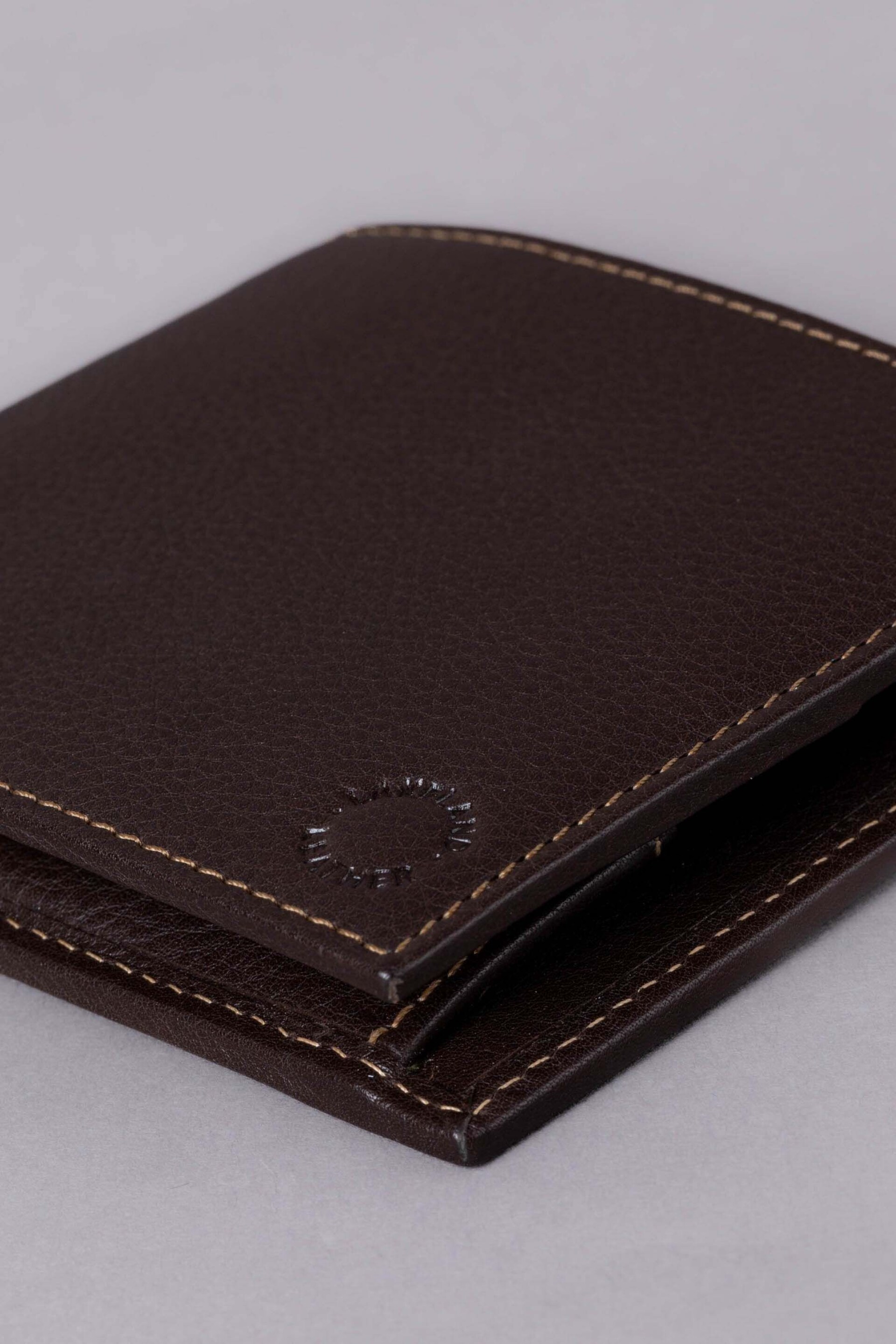 Lakeland Leather Brown Kelsick Leather Wallet - Image 6 of 7