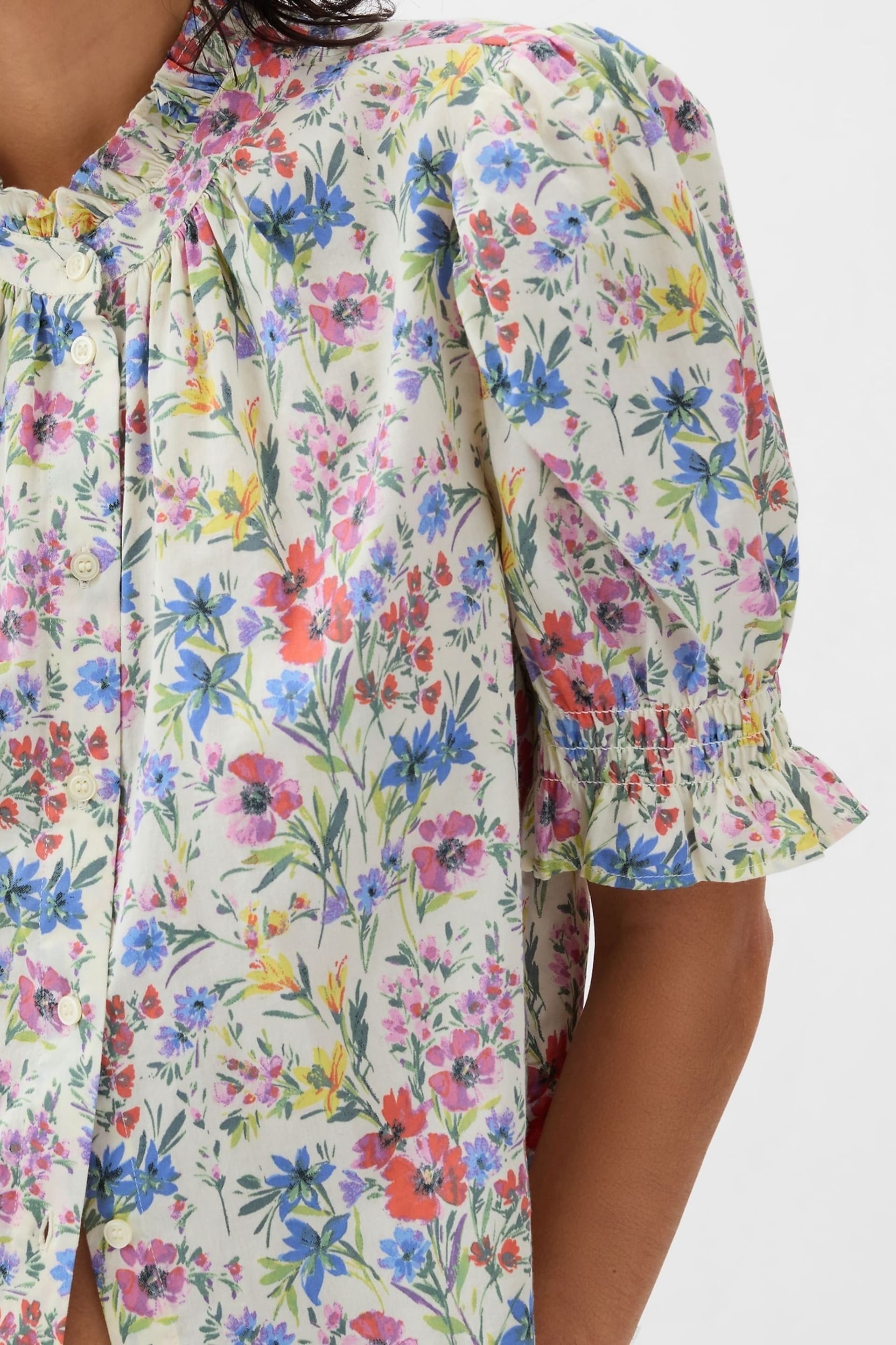 Gap White Floral High Neck Puff Sleeve Button Shirt - Image 4 of 4