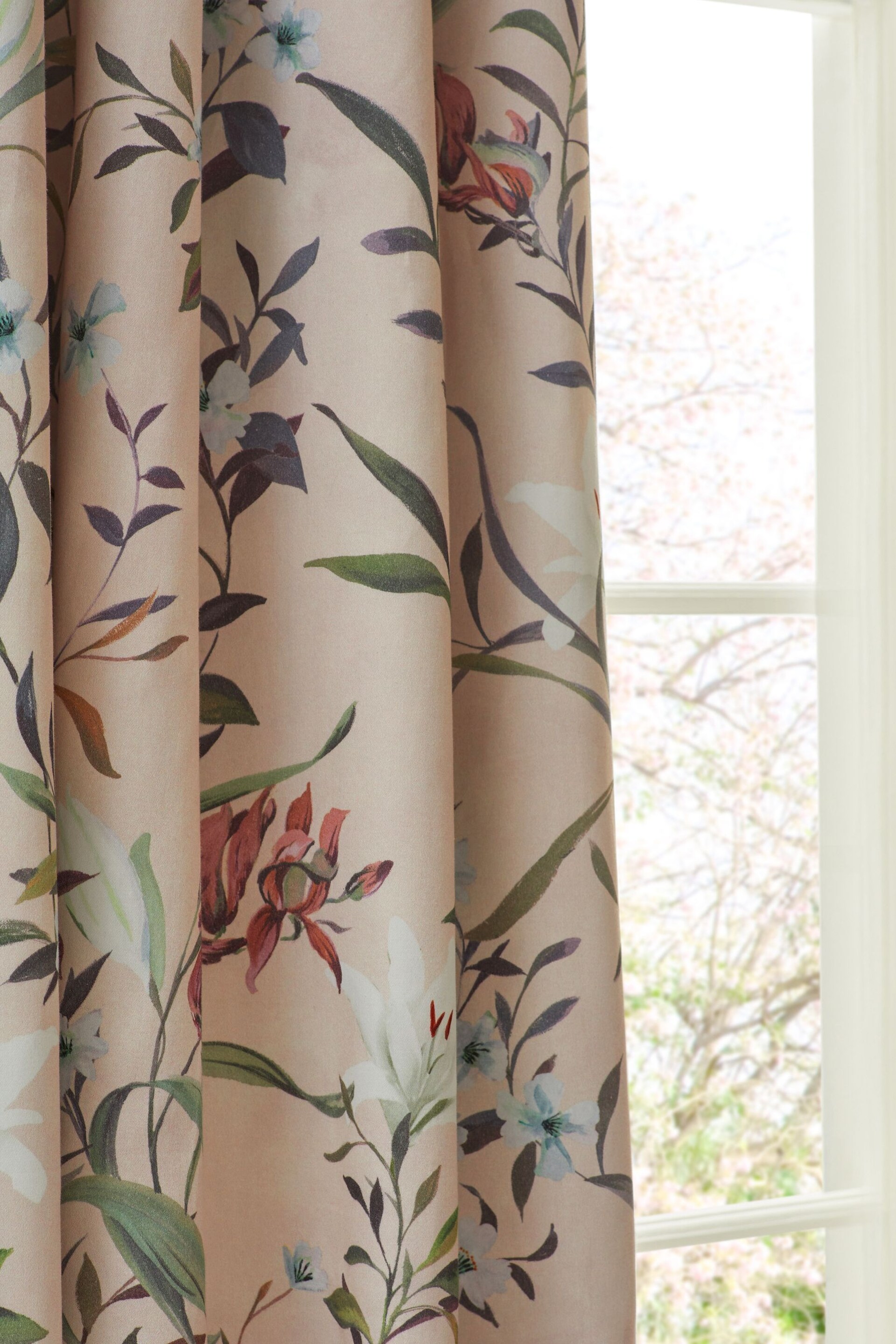 Pink Lily Floral Pencil Pleat Blackout/Thermal Curtains - Image 4 of 9