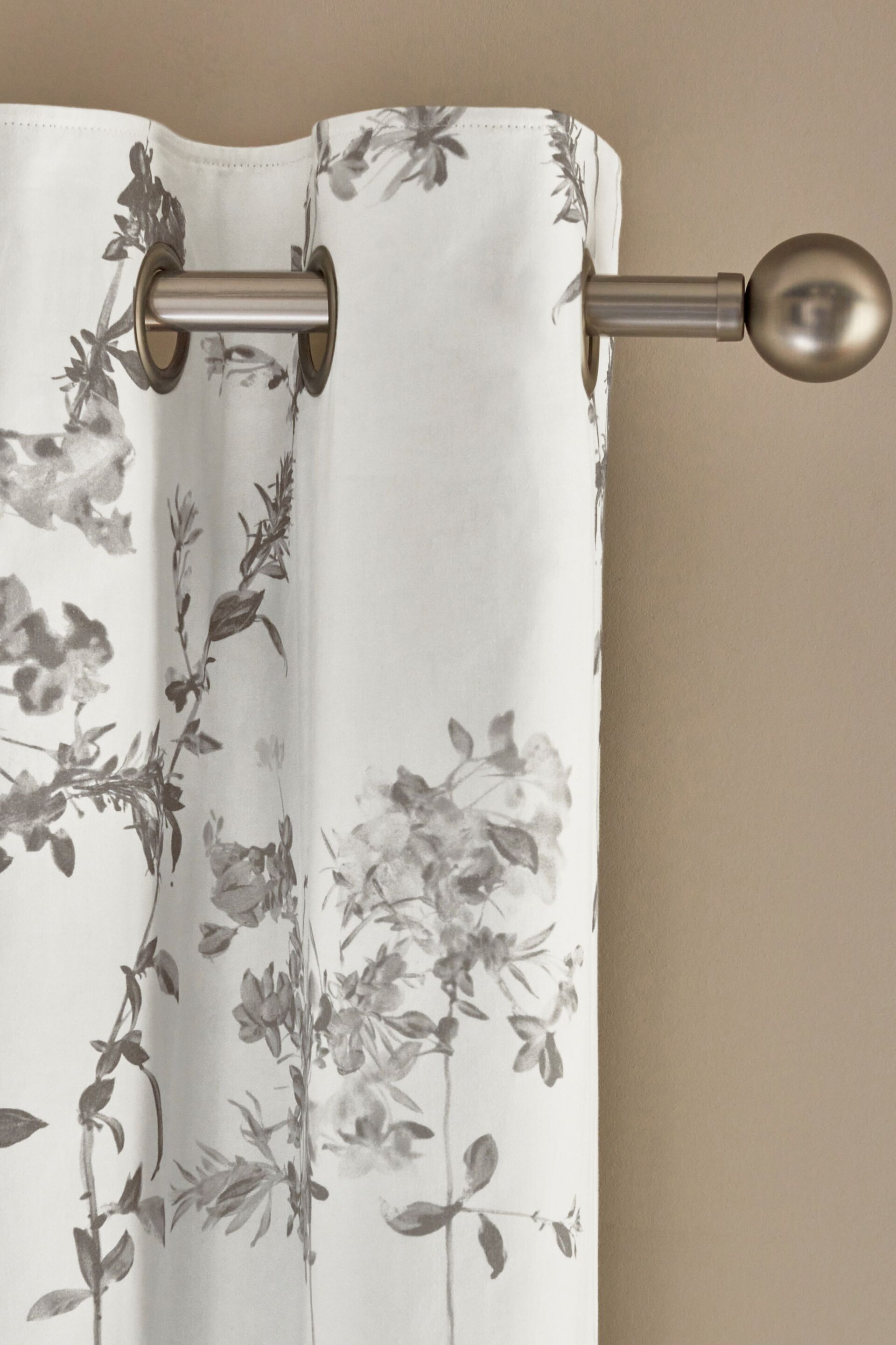 Grey Floral Eyelet Blackout/Thermal Curtains - Image 5 of 9