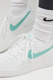 Nike White/Green Air Force 1 Youth Trainers - Image 2 of 13