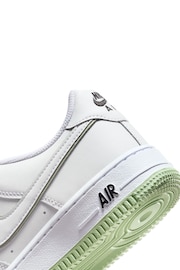 Nike White/Lime Air Force 1 Youth Trainers - Image 11 of 11