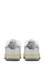 Nike White Air Force 1 LV8 3 Youth Trainers - Image 7 of 12