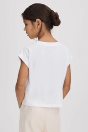 Reiss White Taya Senior Textured Motif Cotton Crew Neck T-Shirt - Image 5 of 7