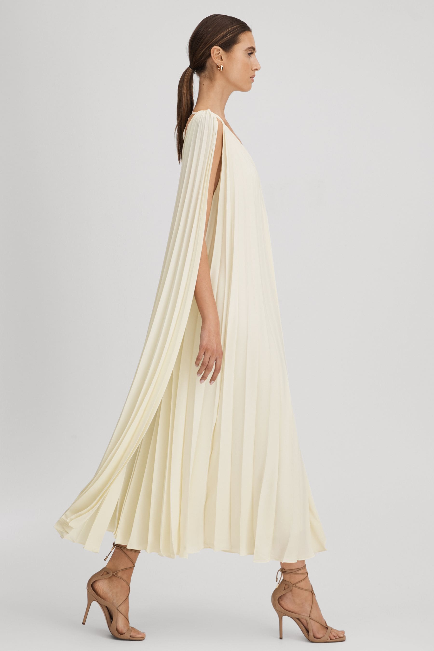 Pleated cape dress outlet