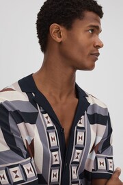 Reiss Blue Multi Beresford Knitted Cuban Collar Shirt - Image 4 of 6