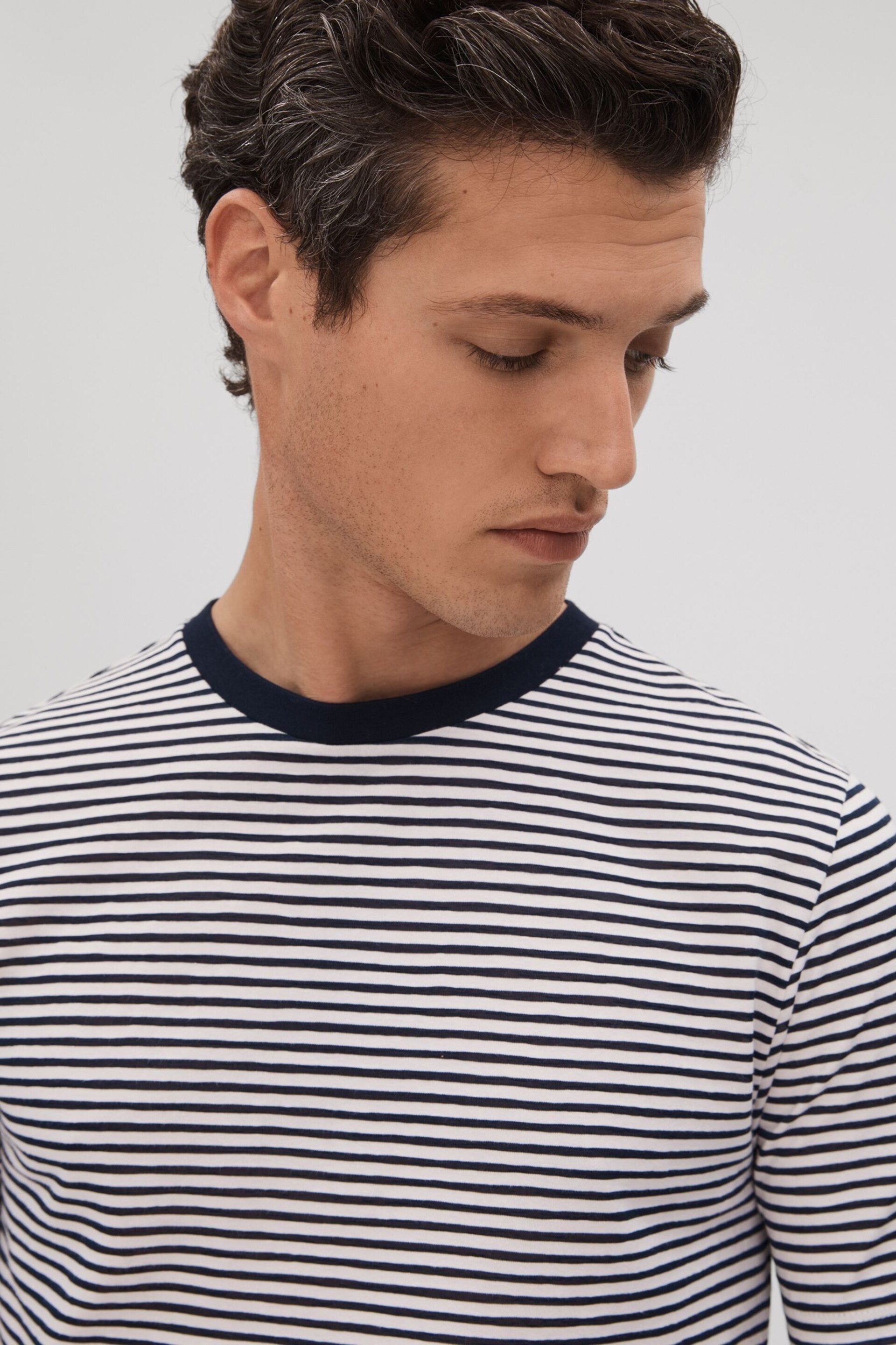 Reiss Navy/White Keats Striped Crew Neck T-Shirt - Image 1 of 6