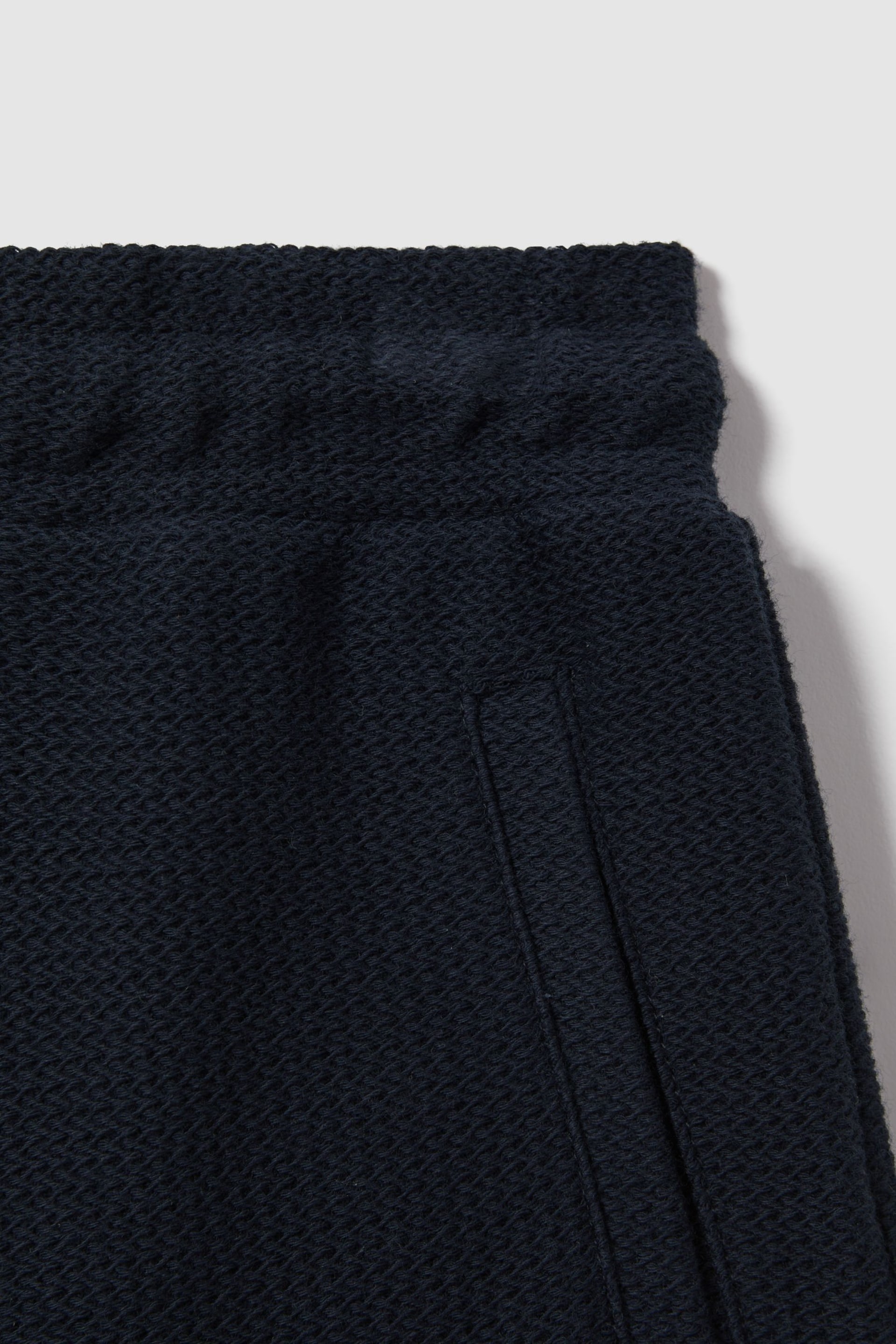 Reiss Navy Hester Senior Textured Cotton Drawstring Shorts - Image 3 of 3