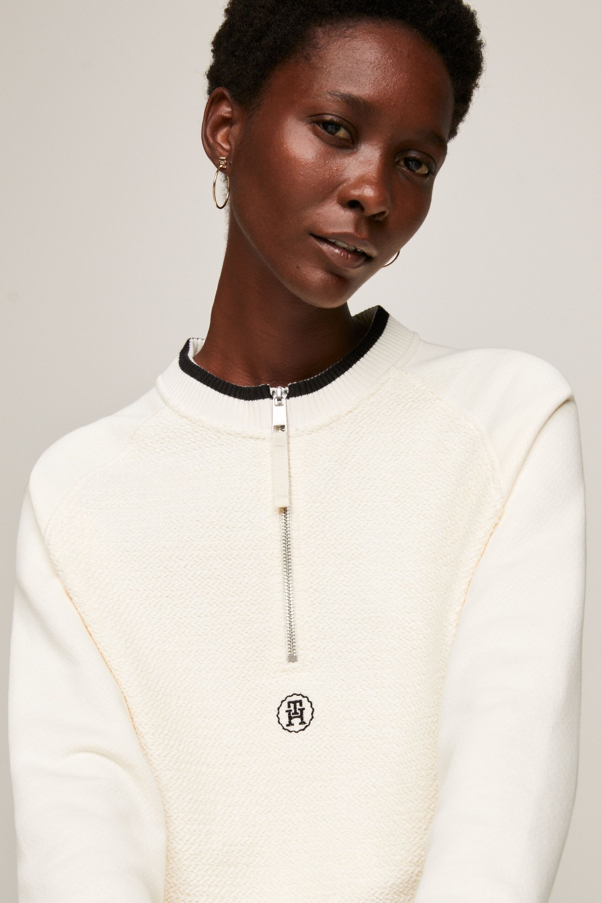 Tommy Hilfiger Cream Texture 1/2 Zip Sweatshirt - Image 4 of 6