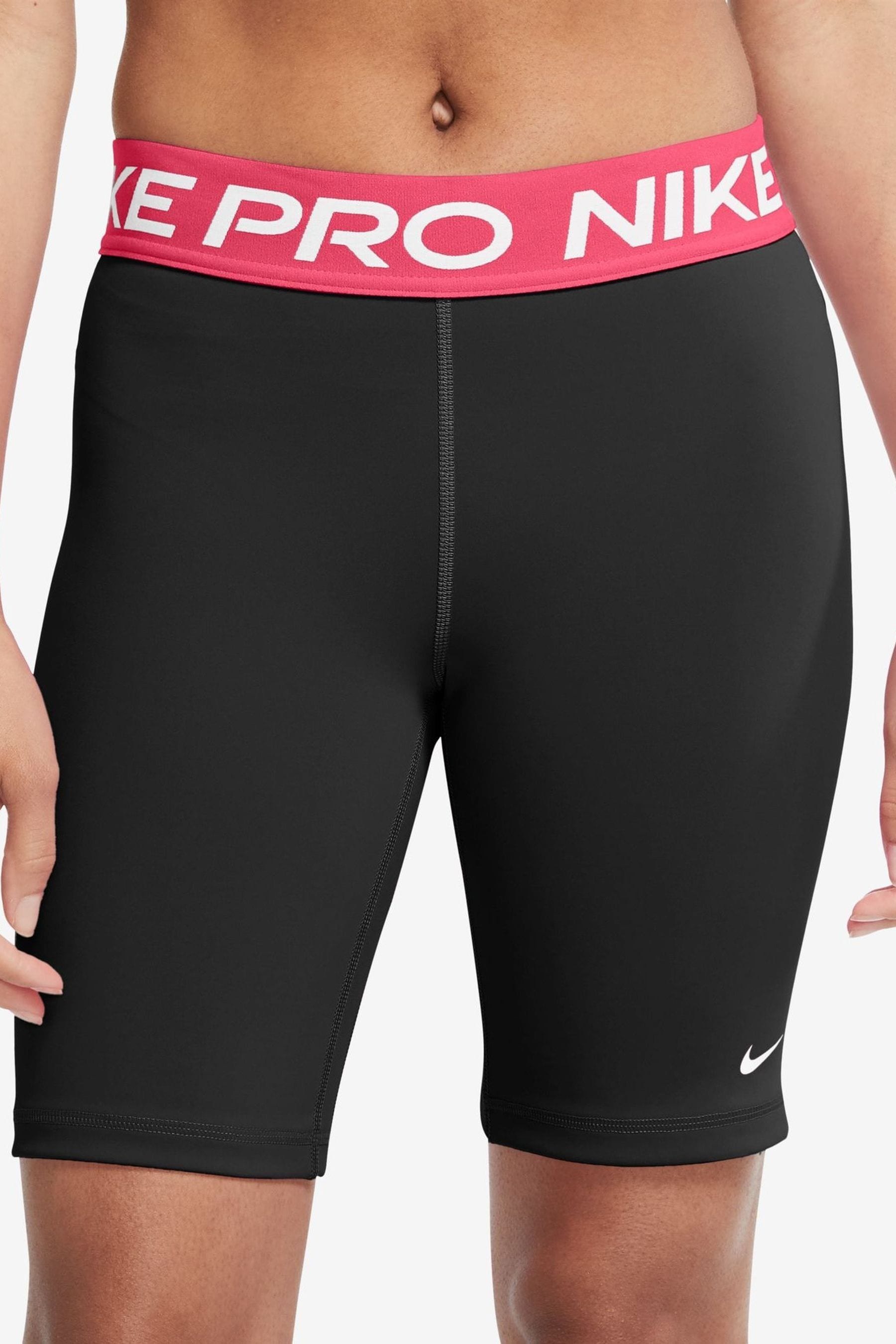 Nike pro 8 shorts top