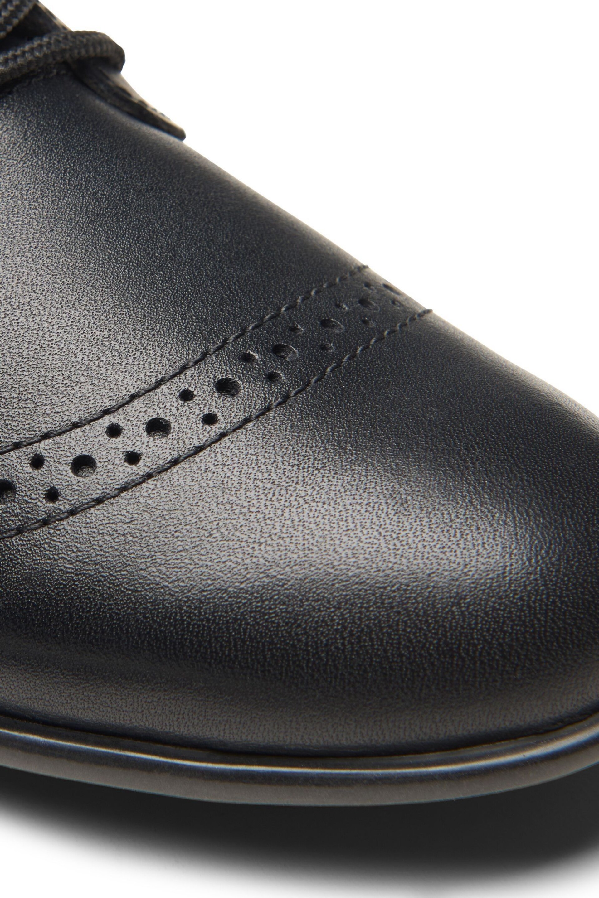 Clarks Black Leather FinjaBrogue O Shoes - Image 8 of 8