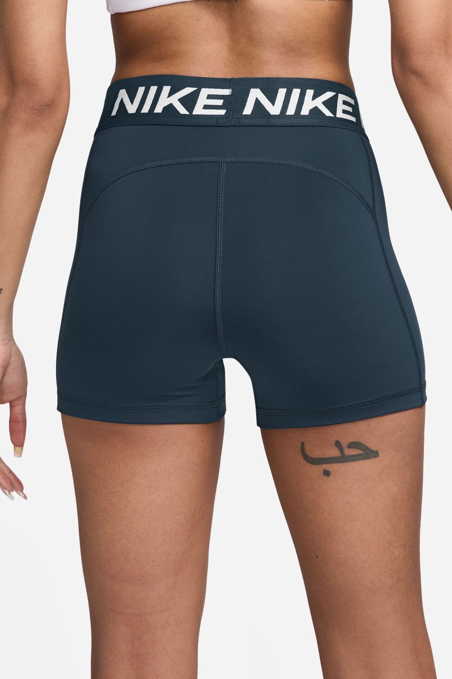 Next nike pro shorts store