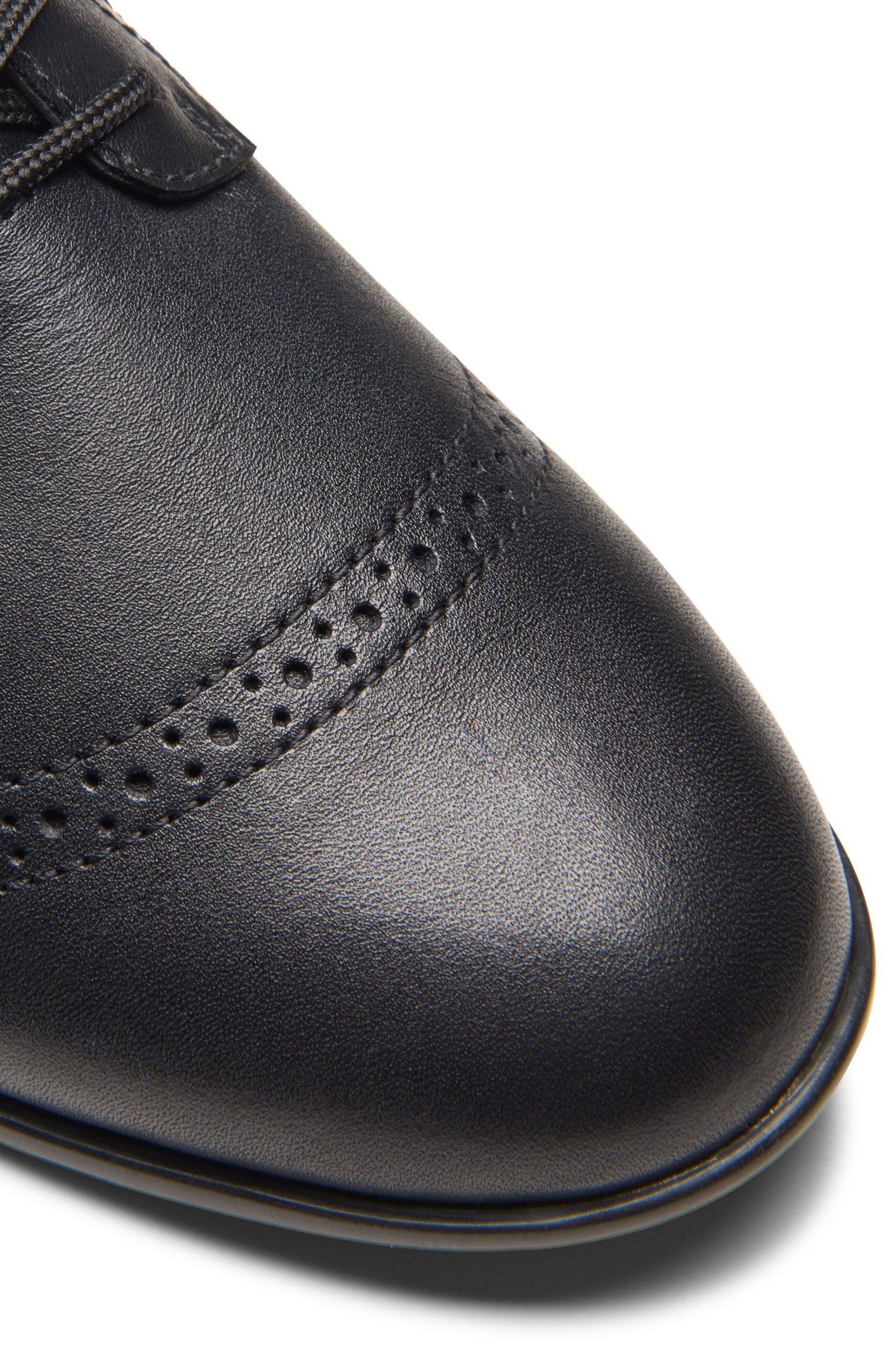 Clarks girls brogues outlet