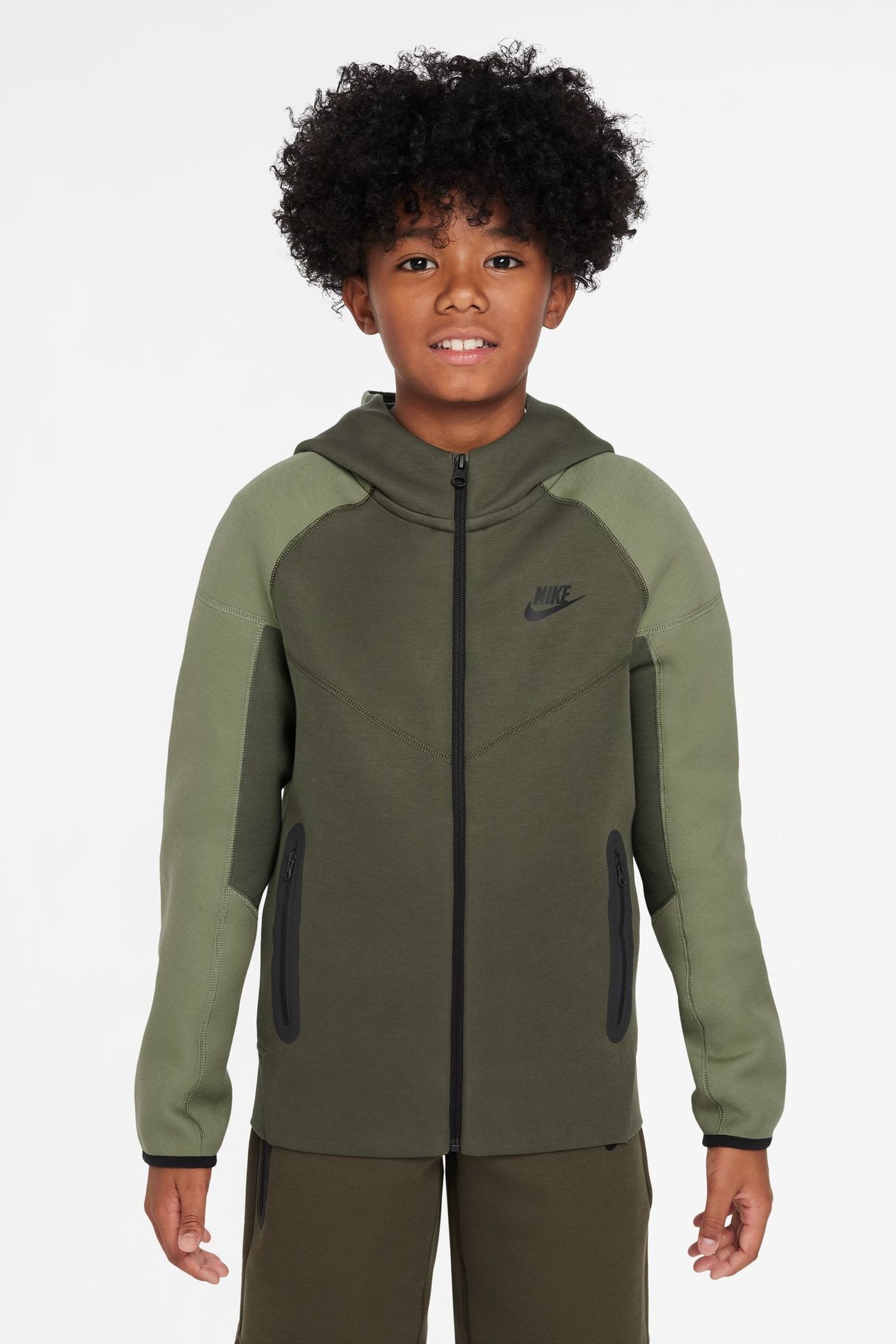 Khaki green nike new arrivals