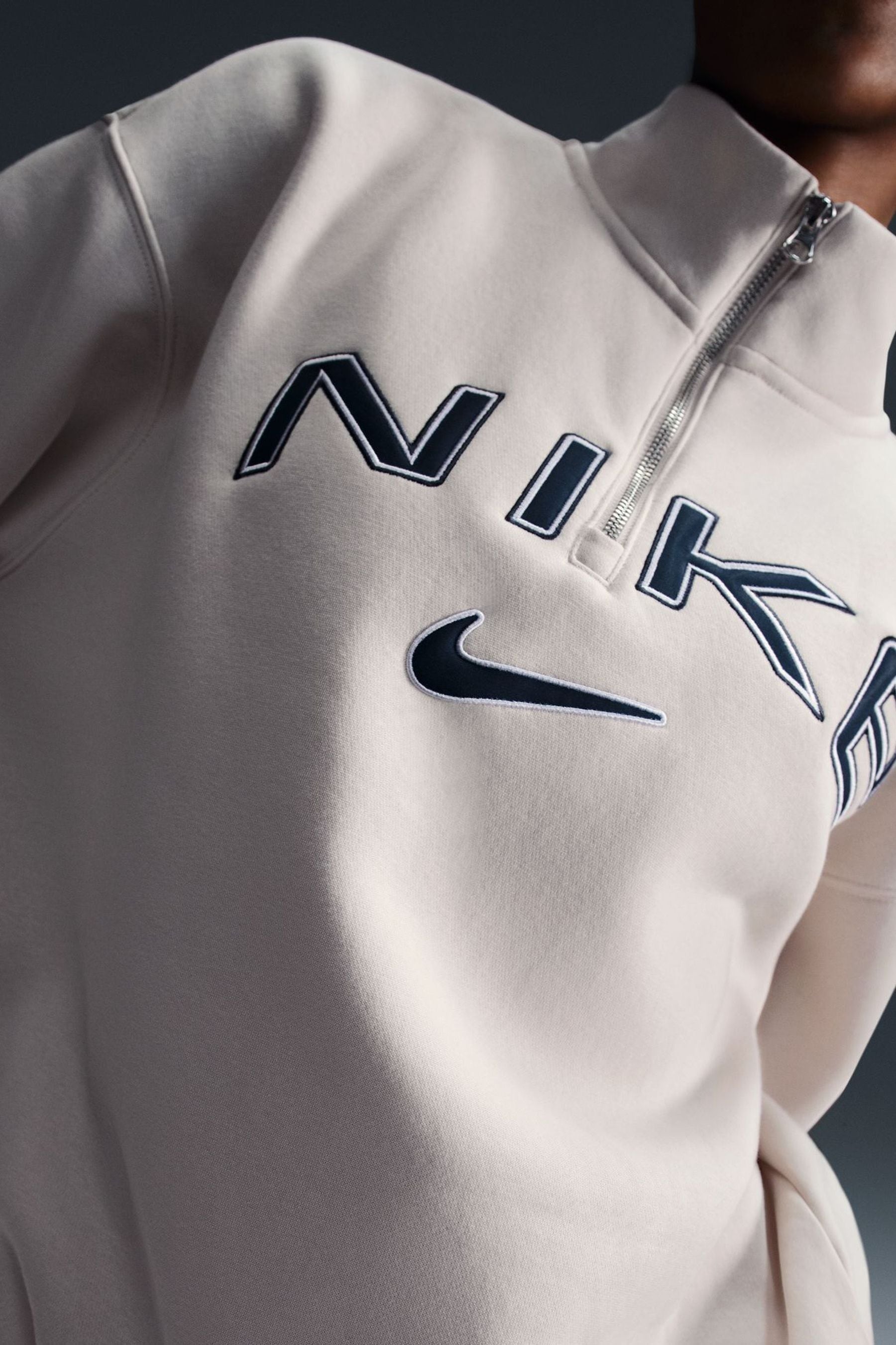 Nike football quarter zip online