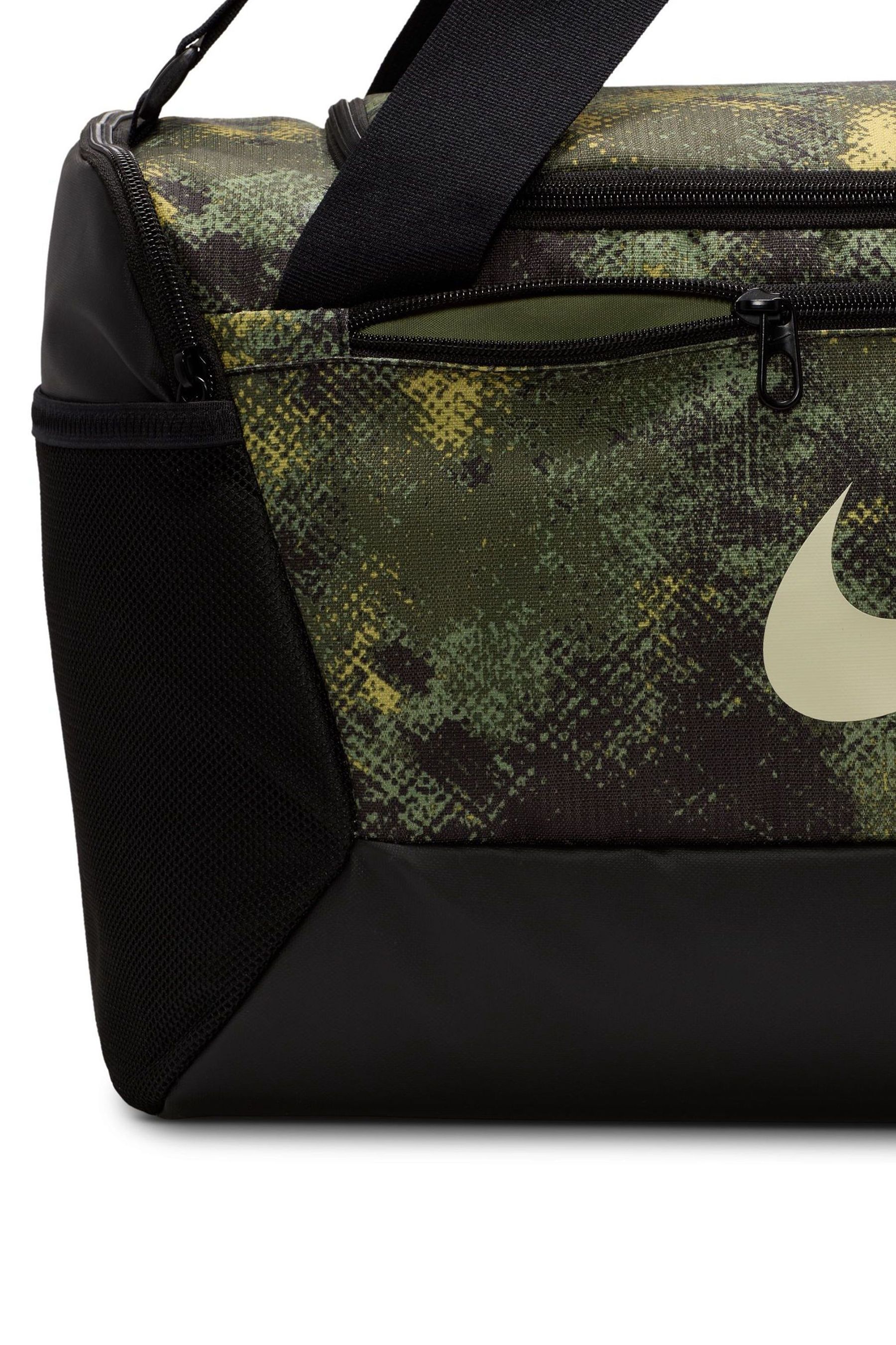 Nike brasilia s duff best sale