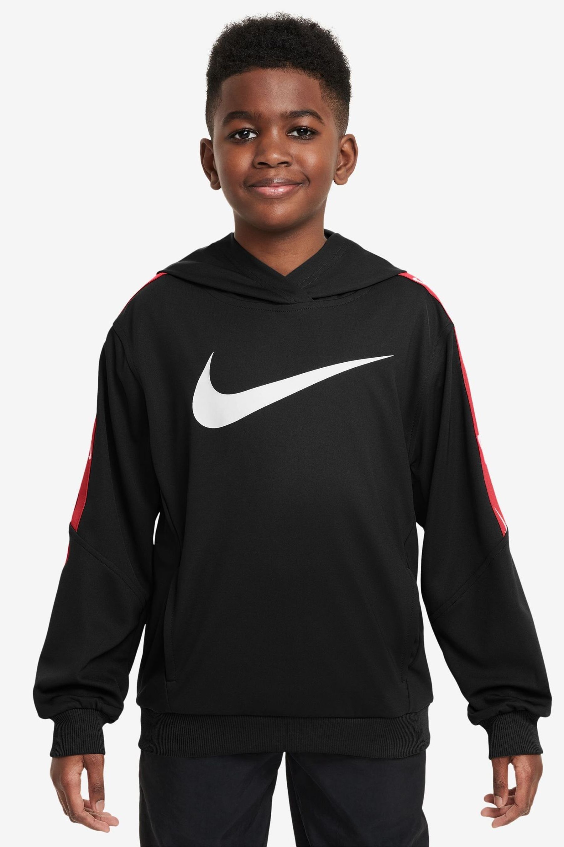 Nike overhead 2025