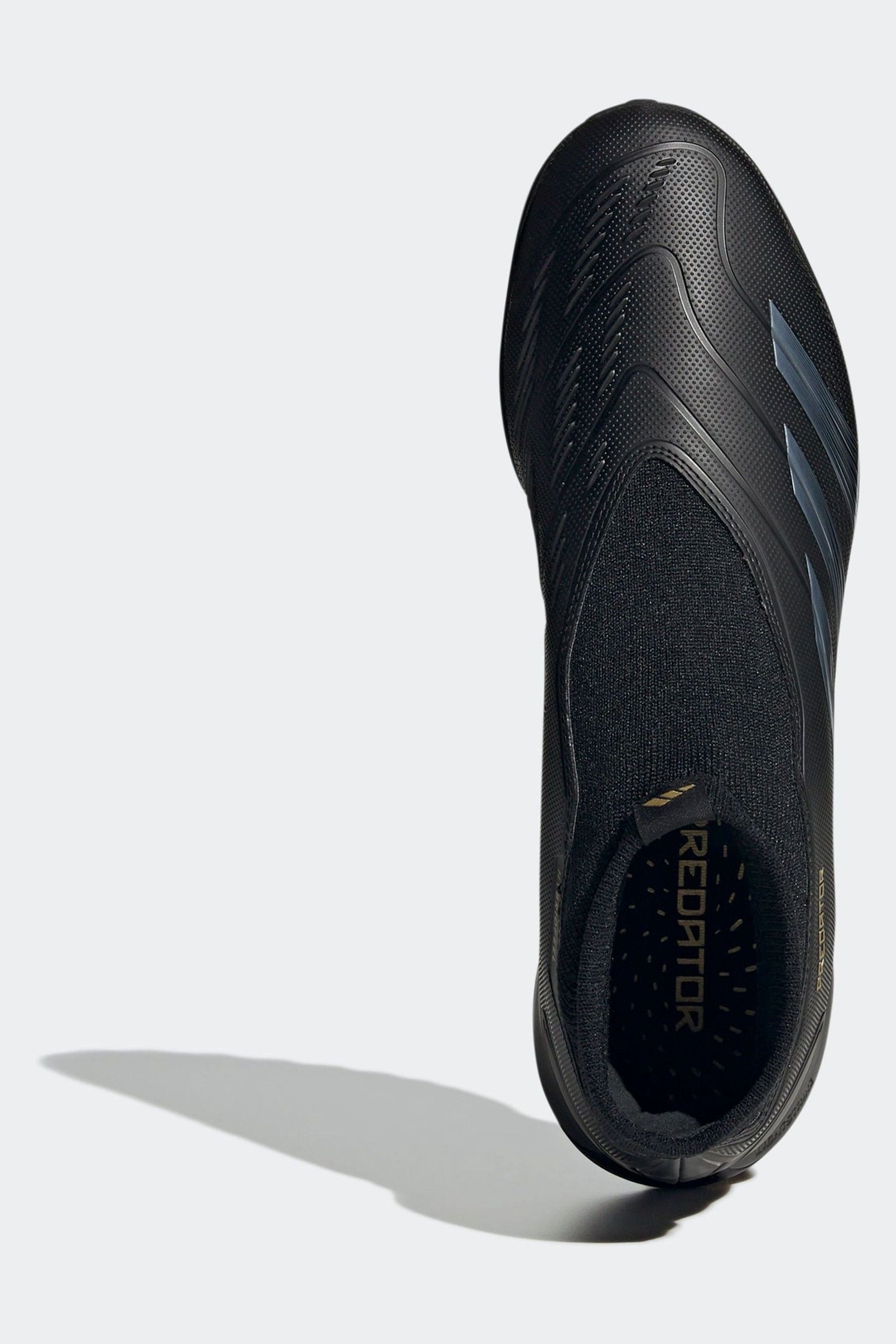 Laceless triple black discount
