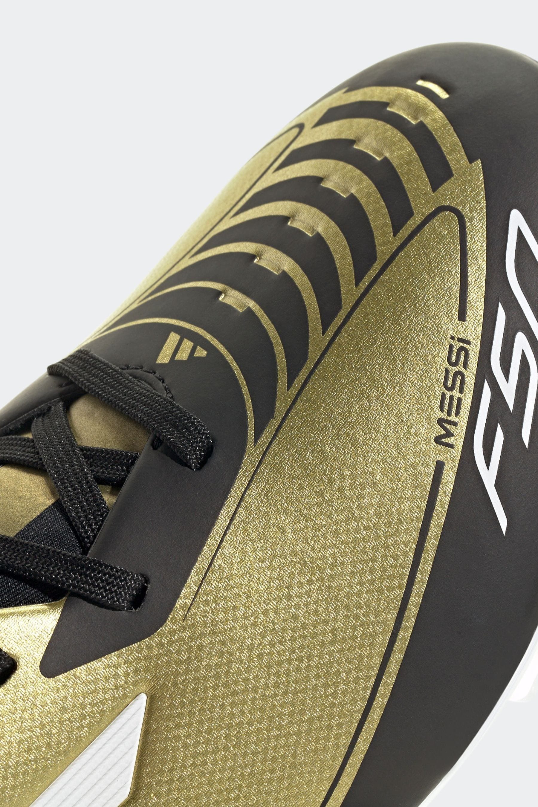 Football shoes gold online