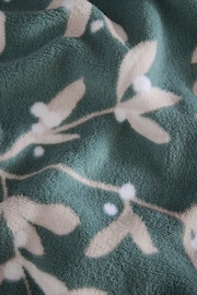 Green Reversible Mistletoe Printed Fleece Duvet Cover and Pillowcase Set - Image 5 of 7