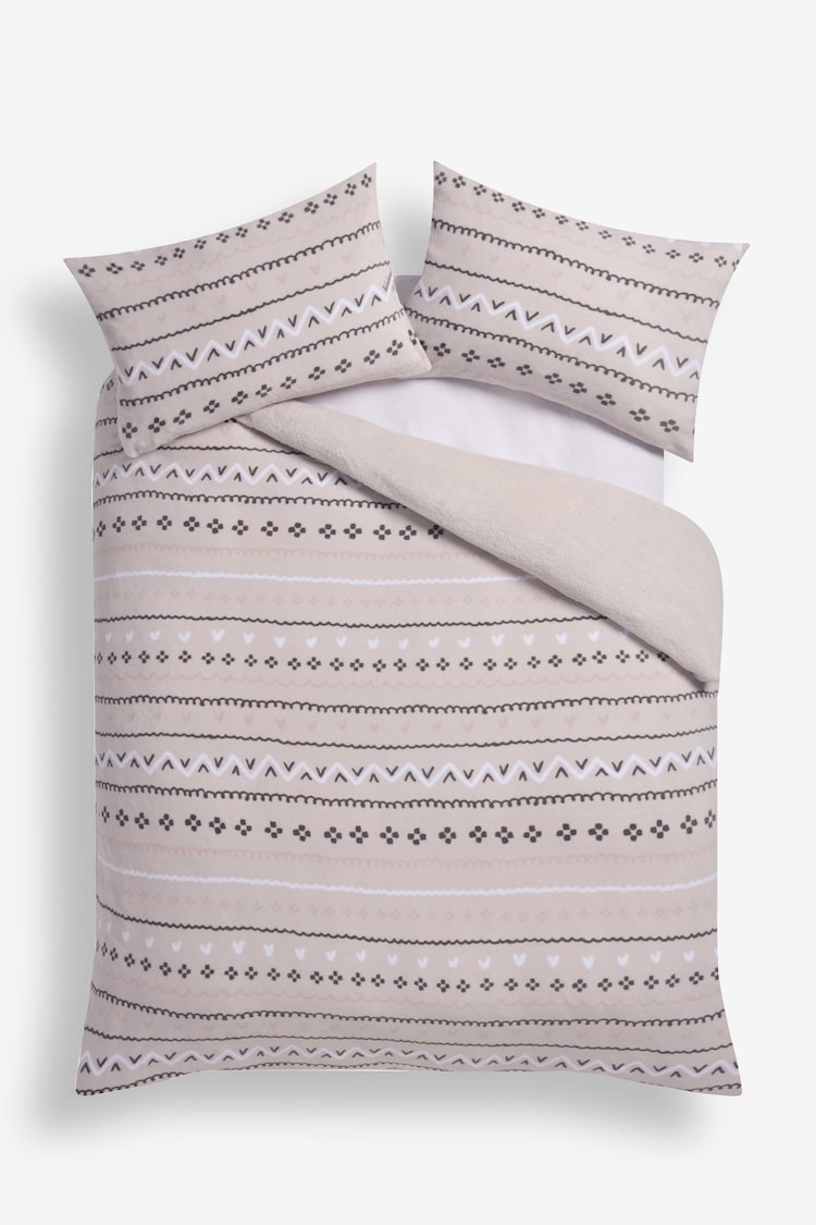 Natural Fairisle Printed Fleece Duvet Cover and Pillowcase Set - Image 3 of 3