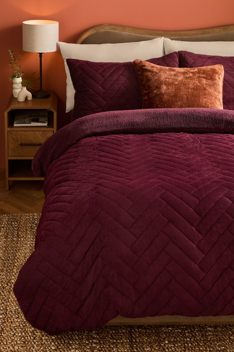 Purple Mulberry Cord Quilted 4.0 Tog Duvet Cover and Pillowcase Set with Fleece Reverse - Image 2 of 6