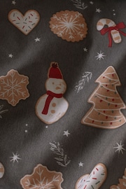 Grey/Brown Christmas Gingerbread Reversible Duvet Cover and Pillowcase Set - Image 5 of 6