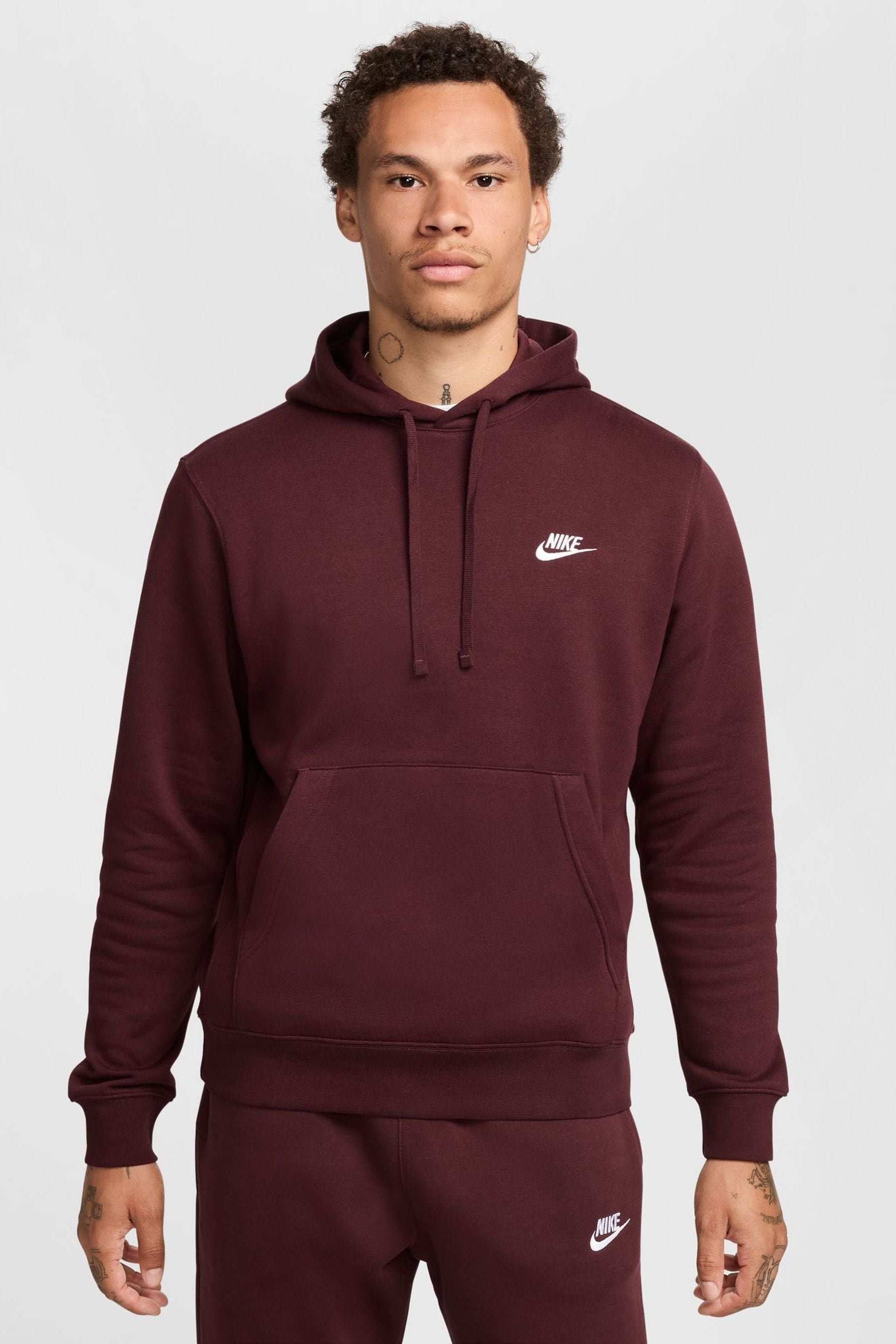 Burgundy nike jumper online