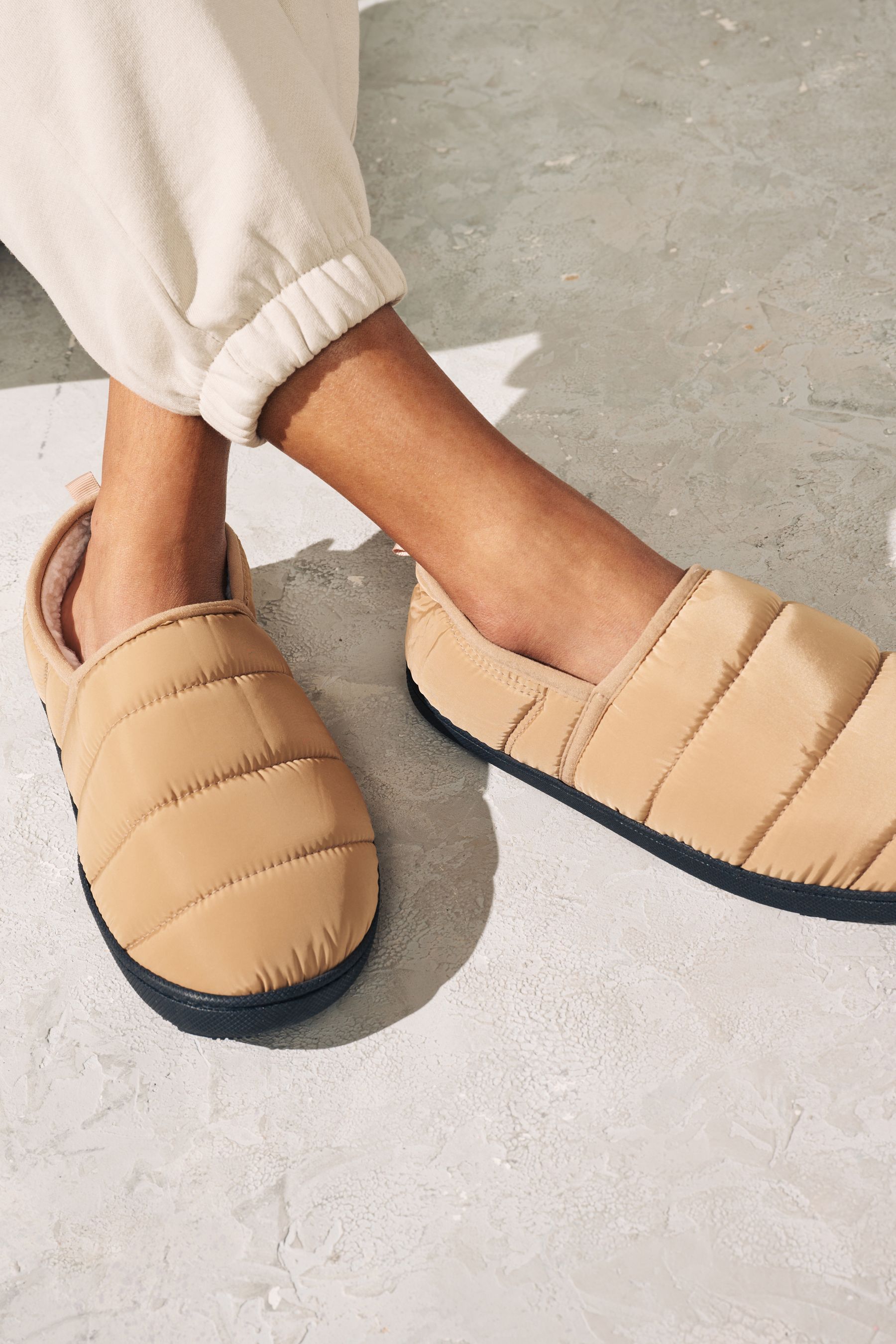 Camel Water Repellent Quilted Shoot Slippers