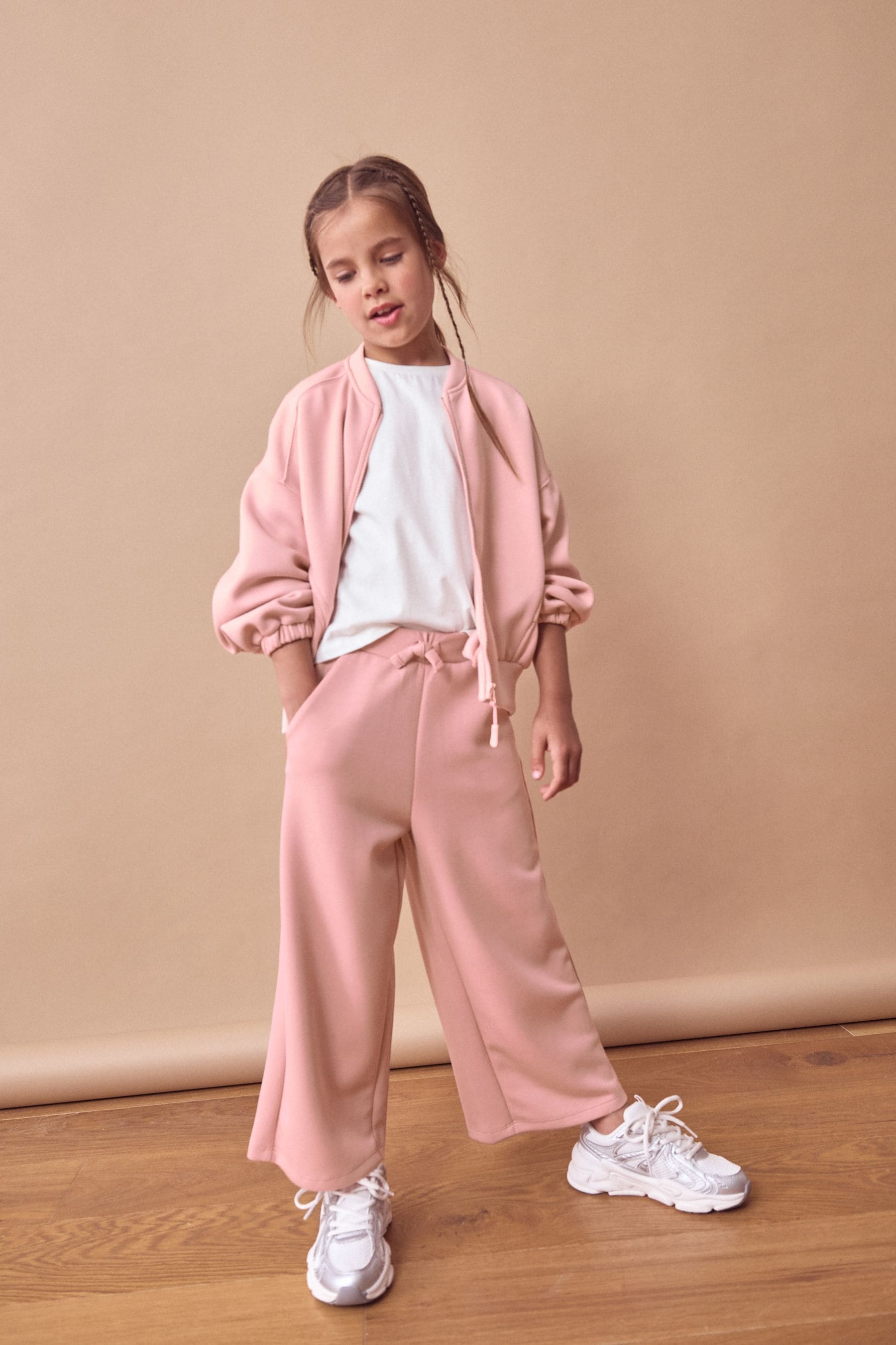 Pink joggers set 2025