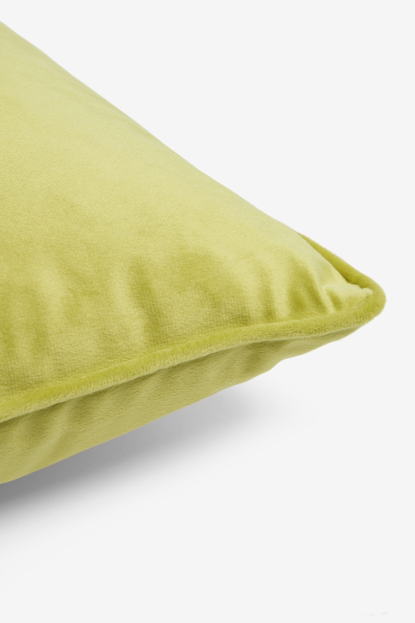 Green 59 x 59cm Matte Velvet Cushion - Image 3 of 3