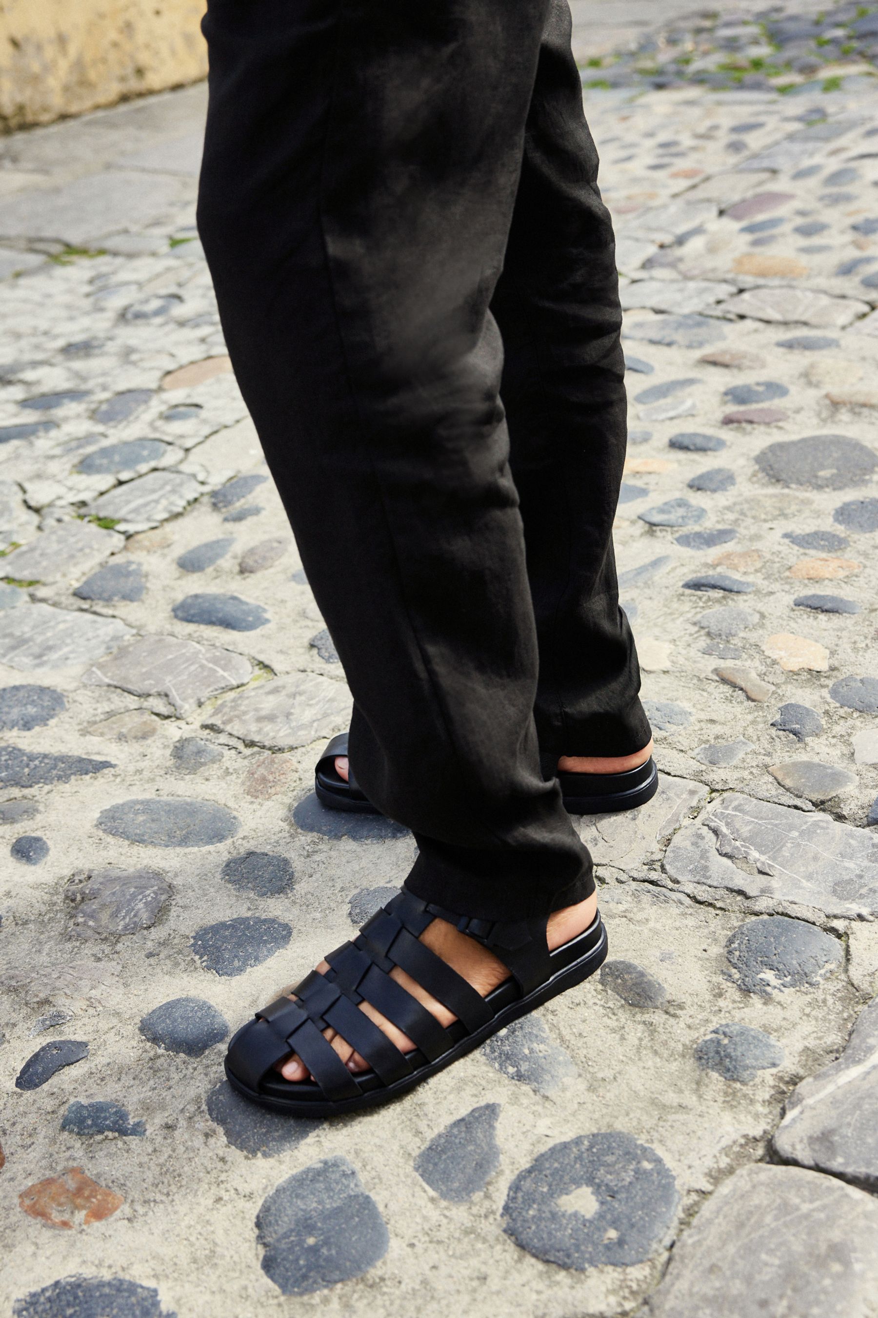 NEXT Black Edit Leather Fisherman Sandals uk7eu41 Mens