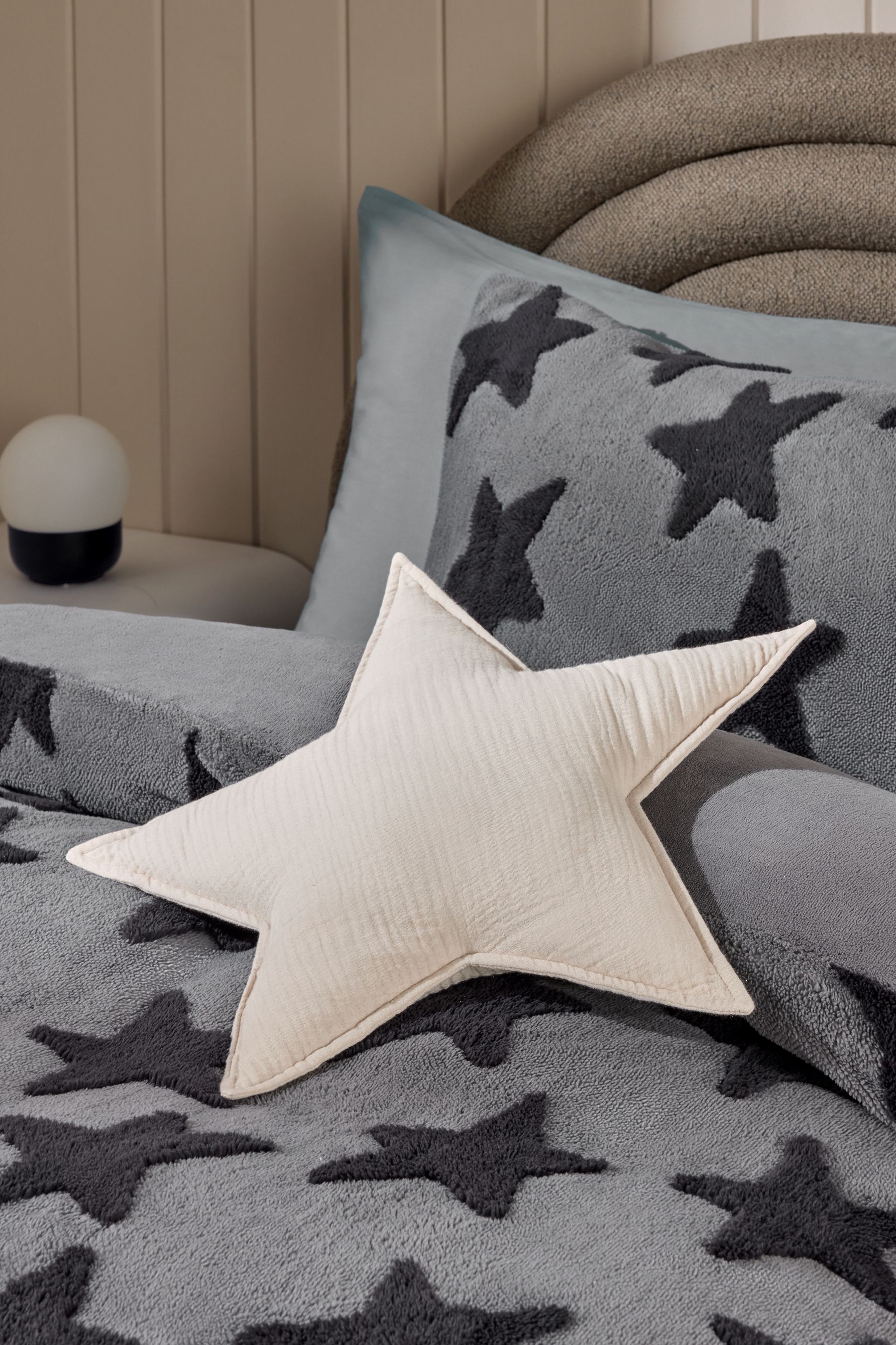 Star shaped pillow online new arrivals