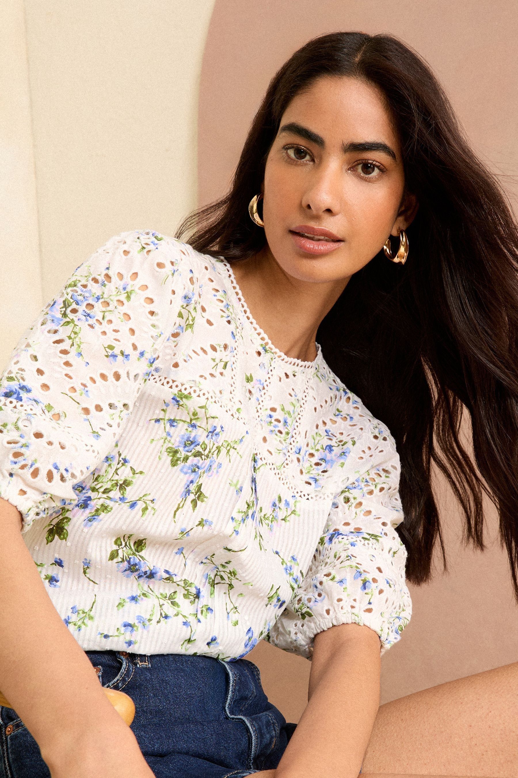 White floral puff sleeve top new arrivals
