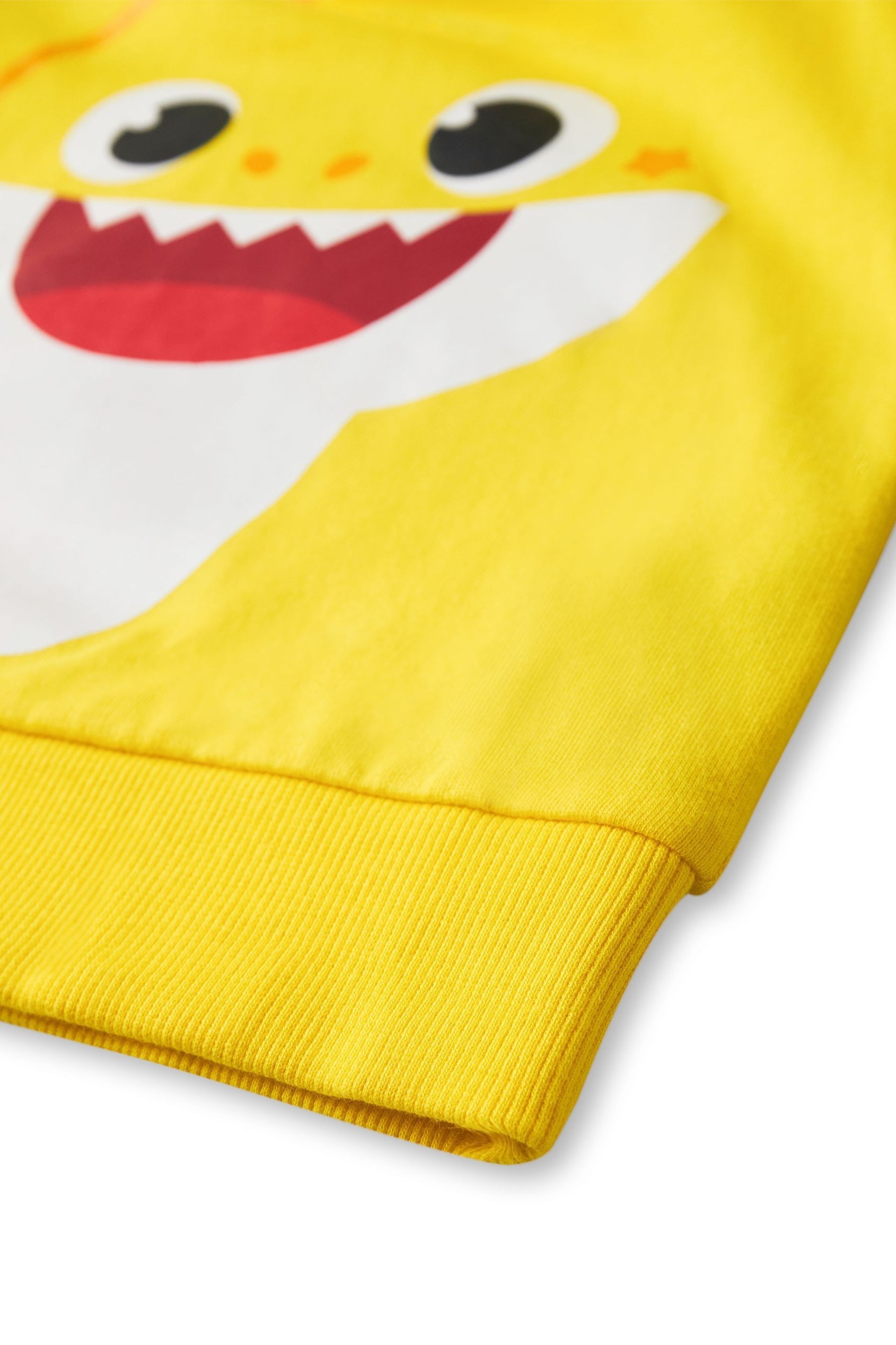 Baby shark singing sweatshirt hotsell