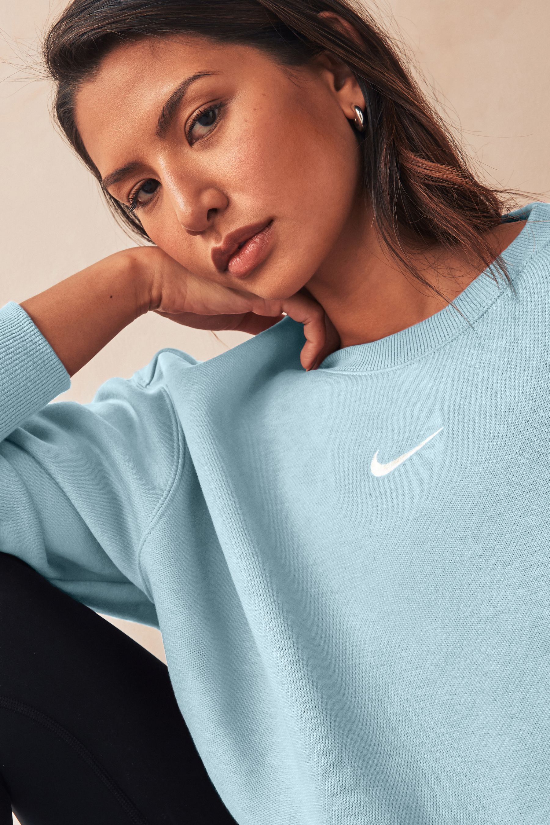 Nike crewneck baby blue online