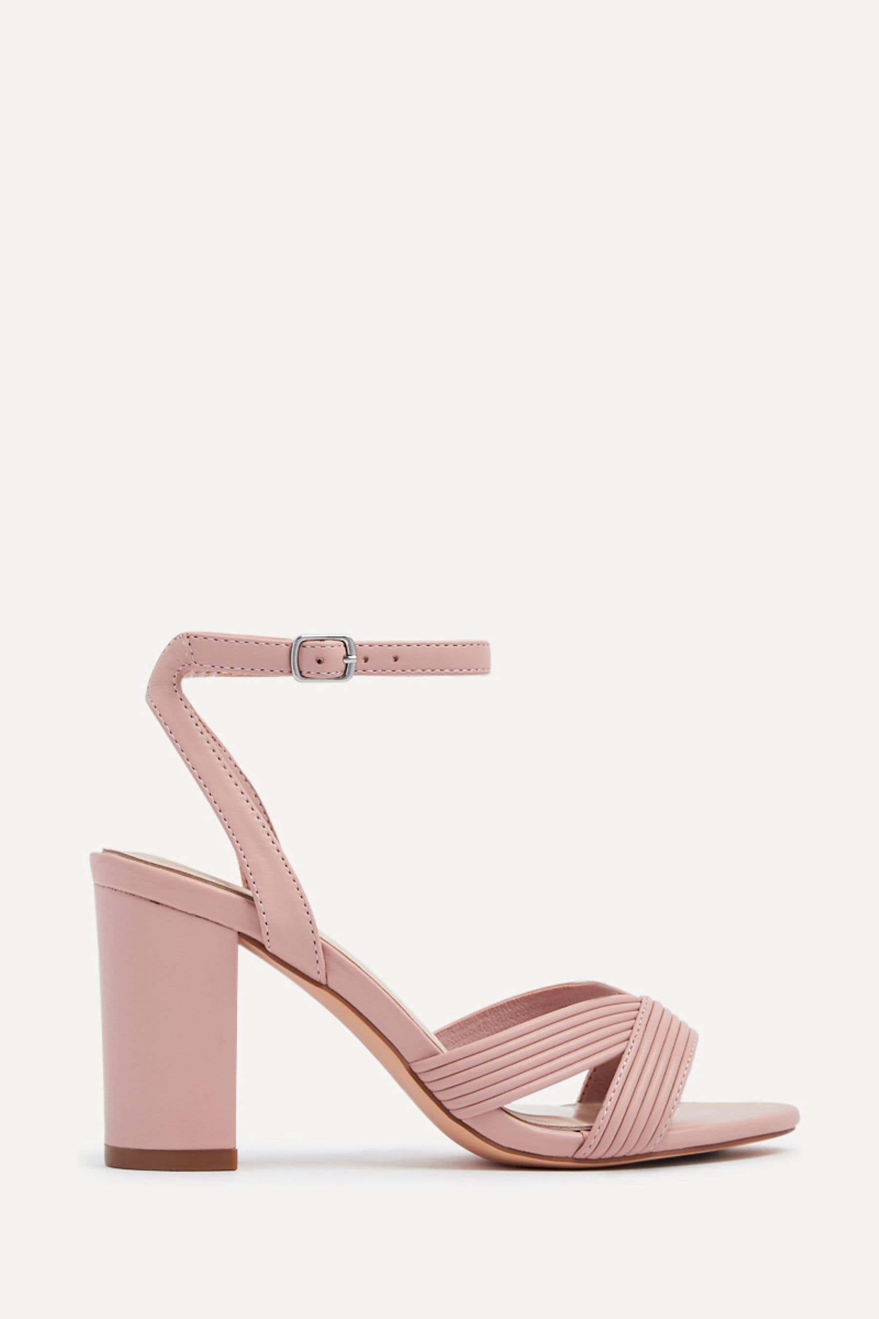 Pink heels online shop