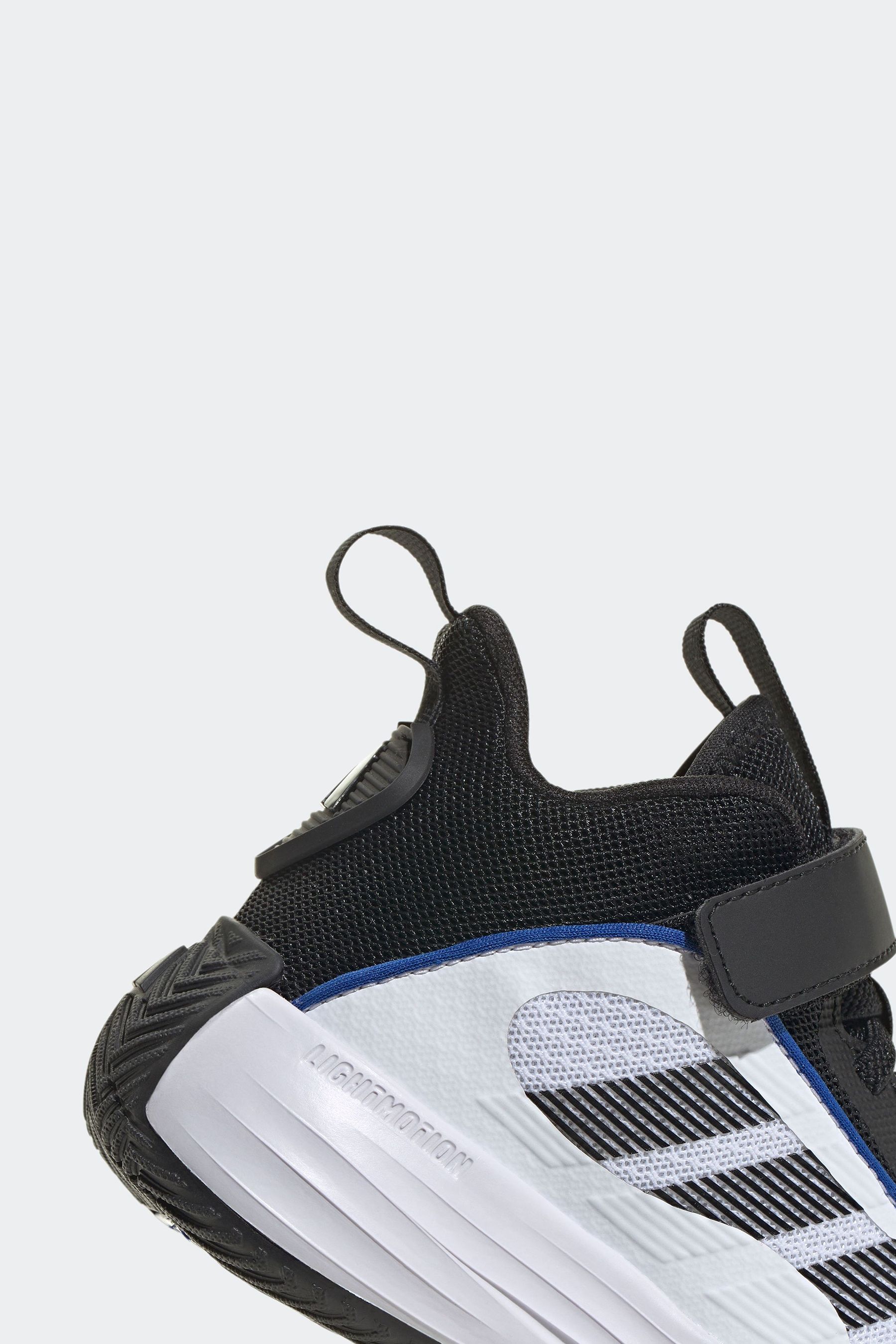 Adidas shoes for 2 year old new arrivals