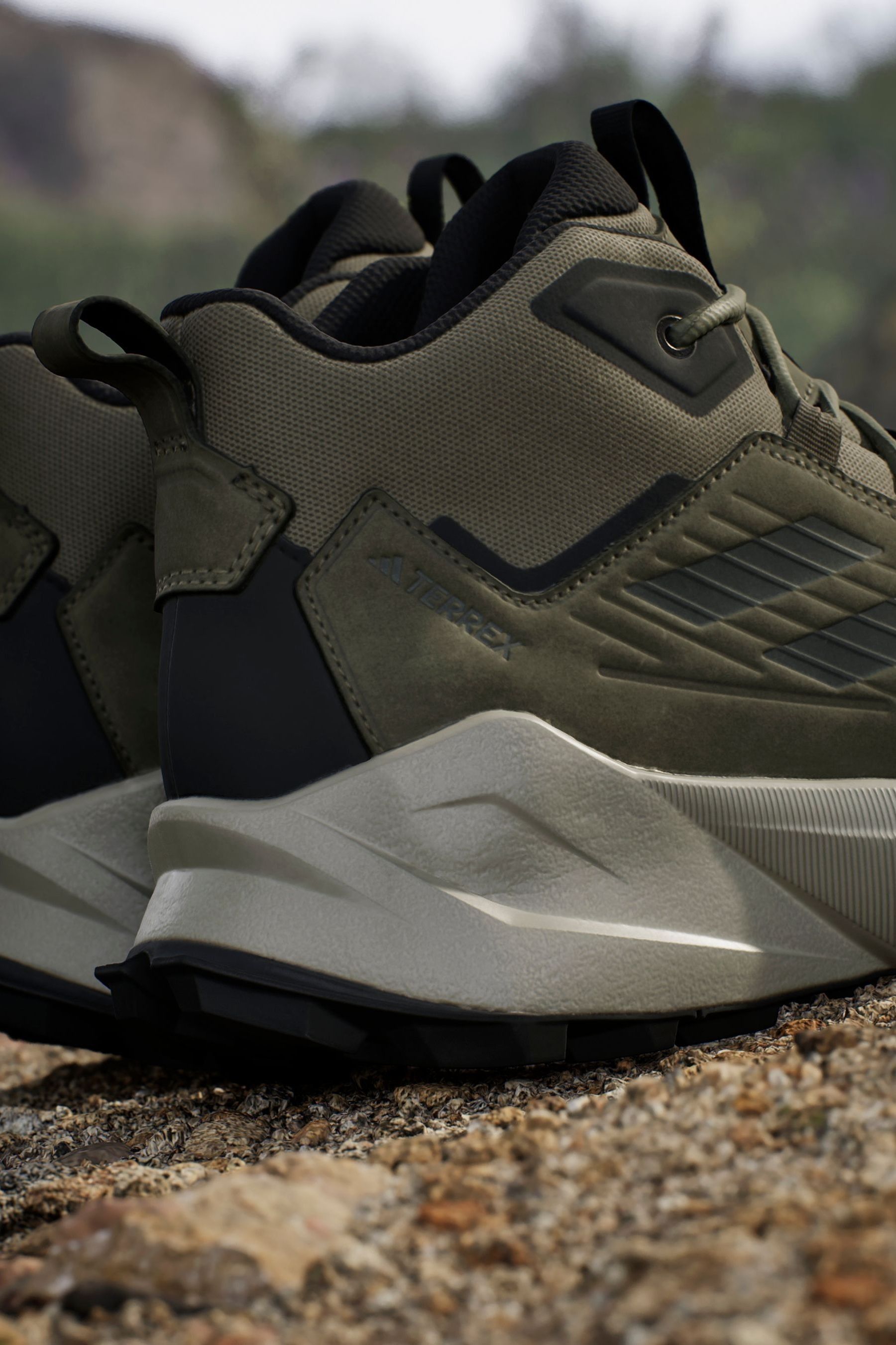 Adidas hiking shoes canada clearance