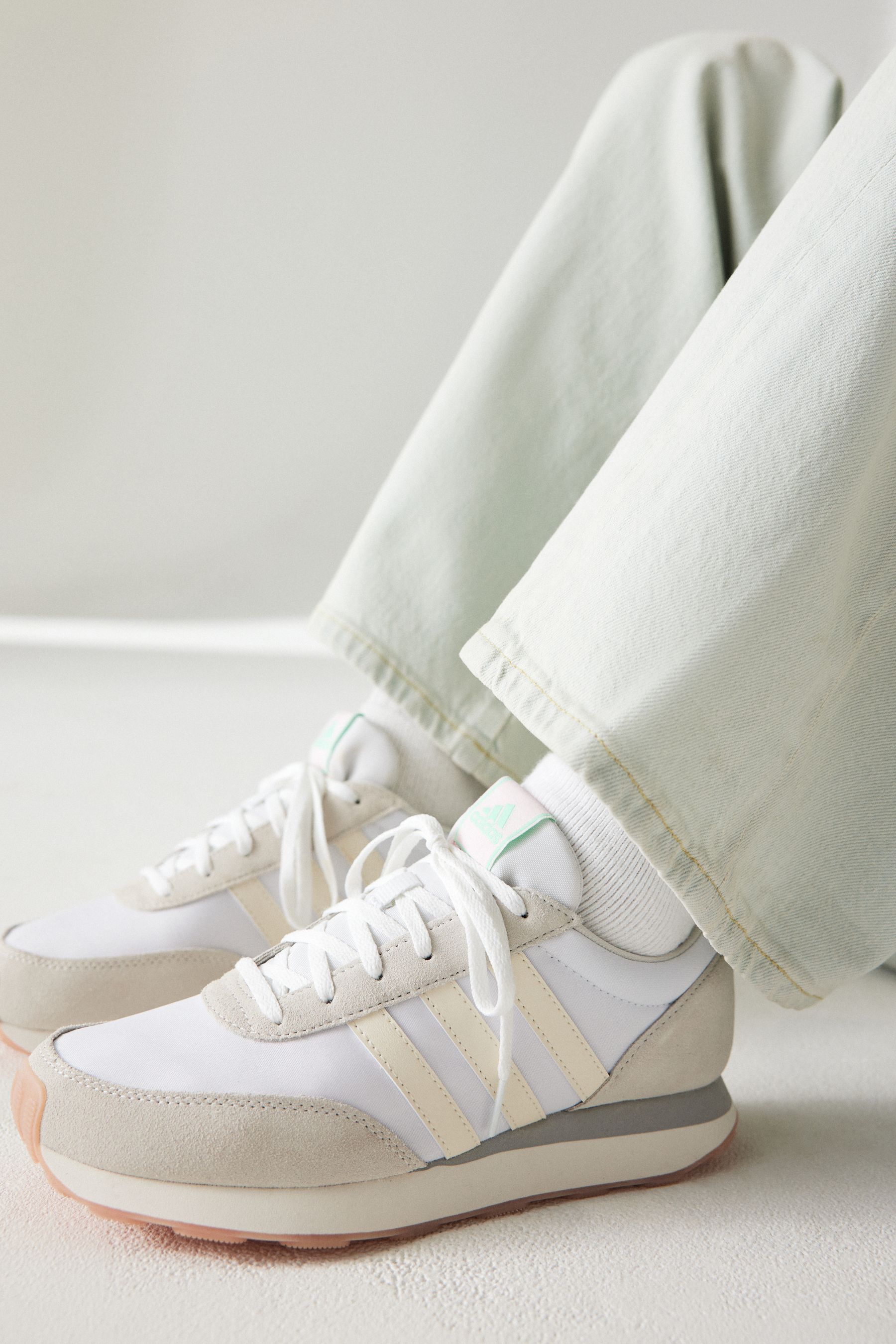 Womens white adidas high top sneakers discount