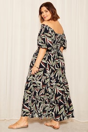 Curves Like These Black Palm Printed Shirred Maxi Dress - Image 4 of 4