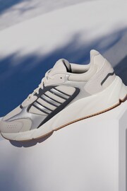 adidas White Crazychaos 2000 Trainers - Image 6 of 17