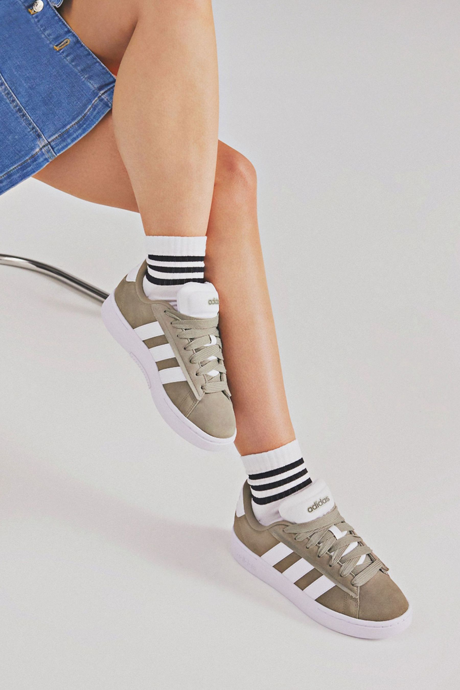 Womens sneakers adidas store