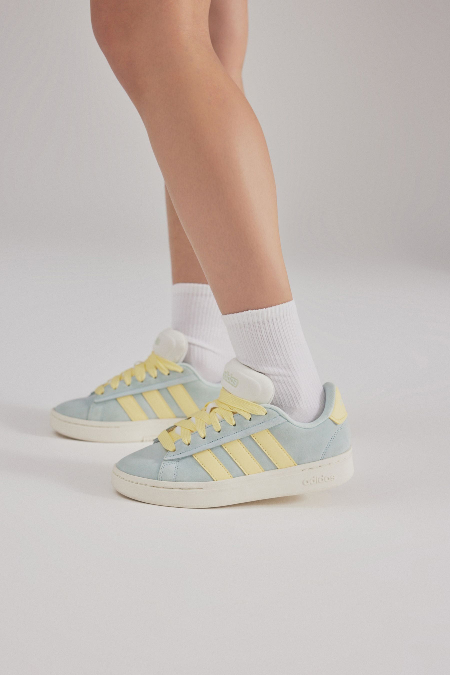 Adidas blue yellow trainers store