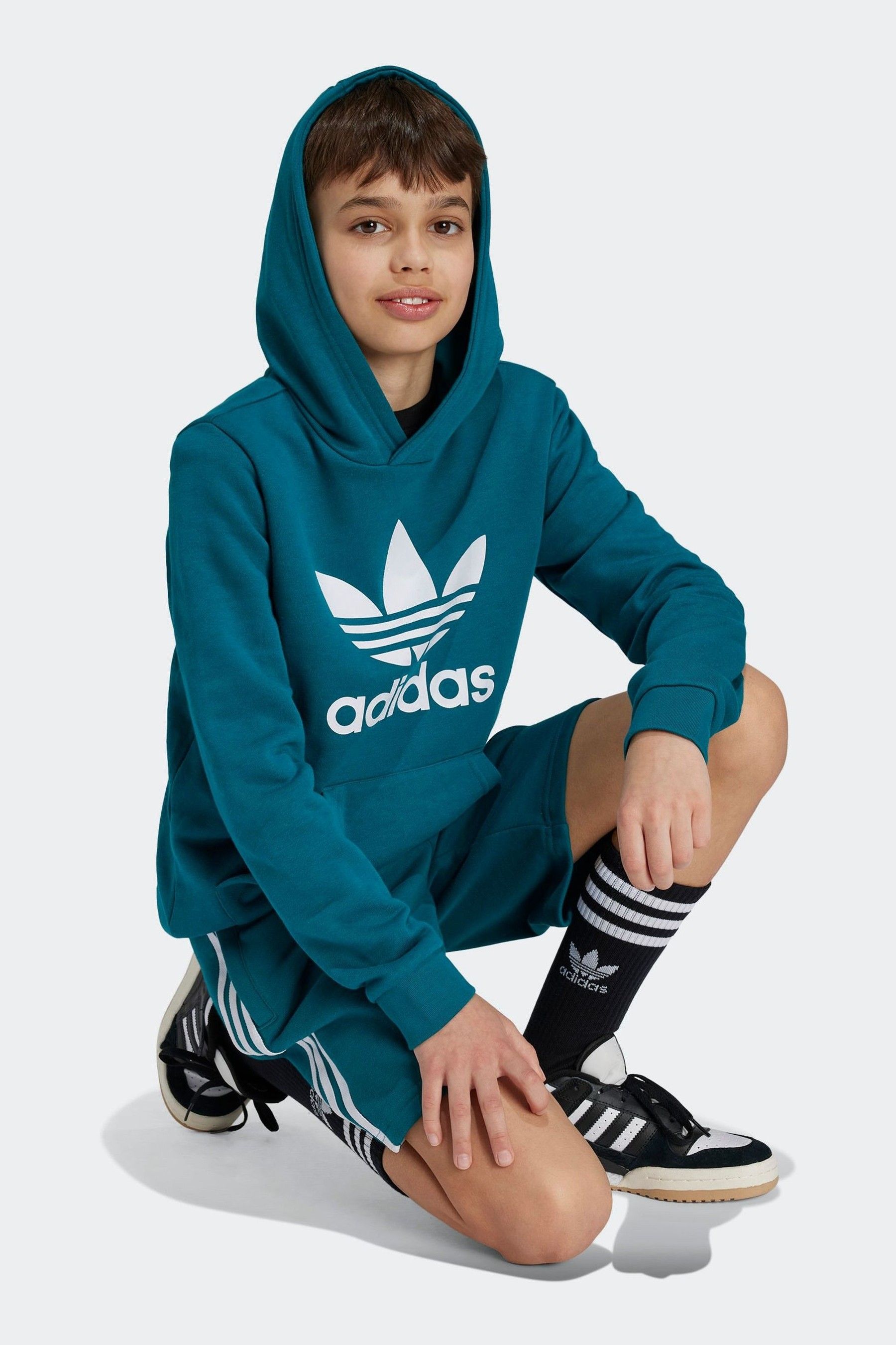 Women's trefoil hoodie green discount