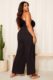 Curves Like These Black Linen Look Wide Leg Trousers - Image 4 of 4