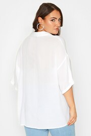 Yours Curve White Short Sleeve Crinkle Shirt - Image 3 of 4